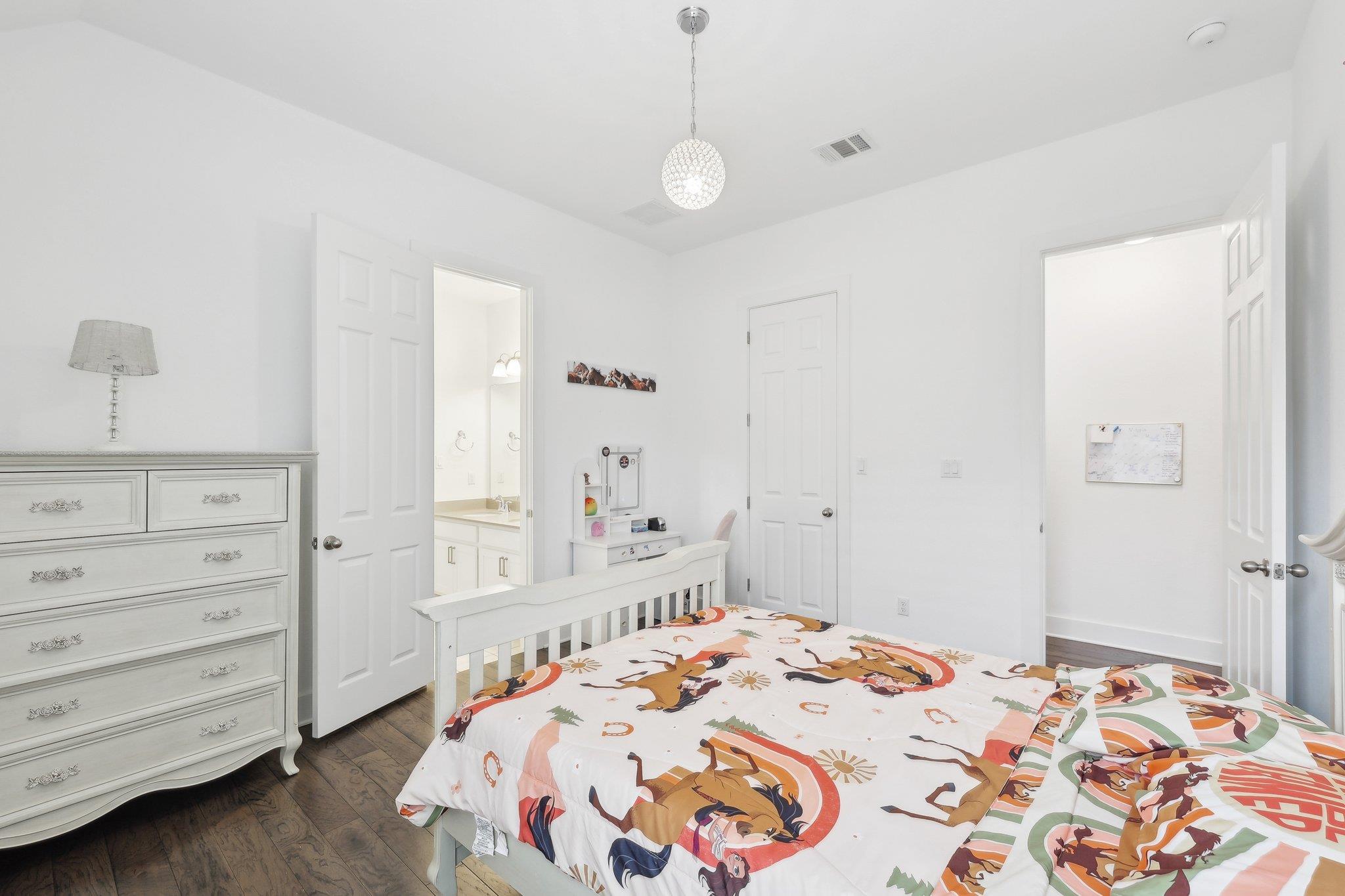487 Stone River Dr, Austin, TX 78737