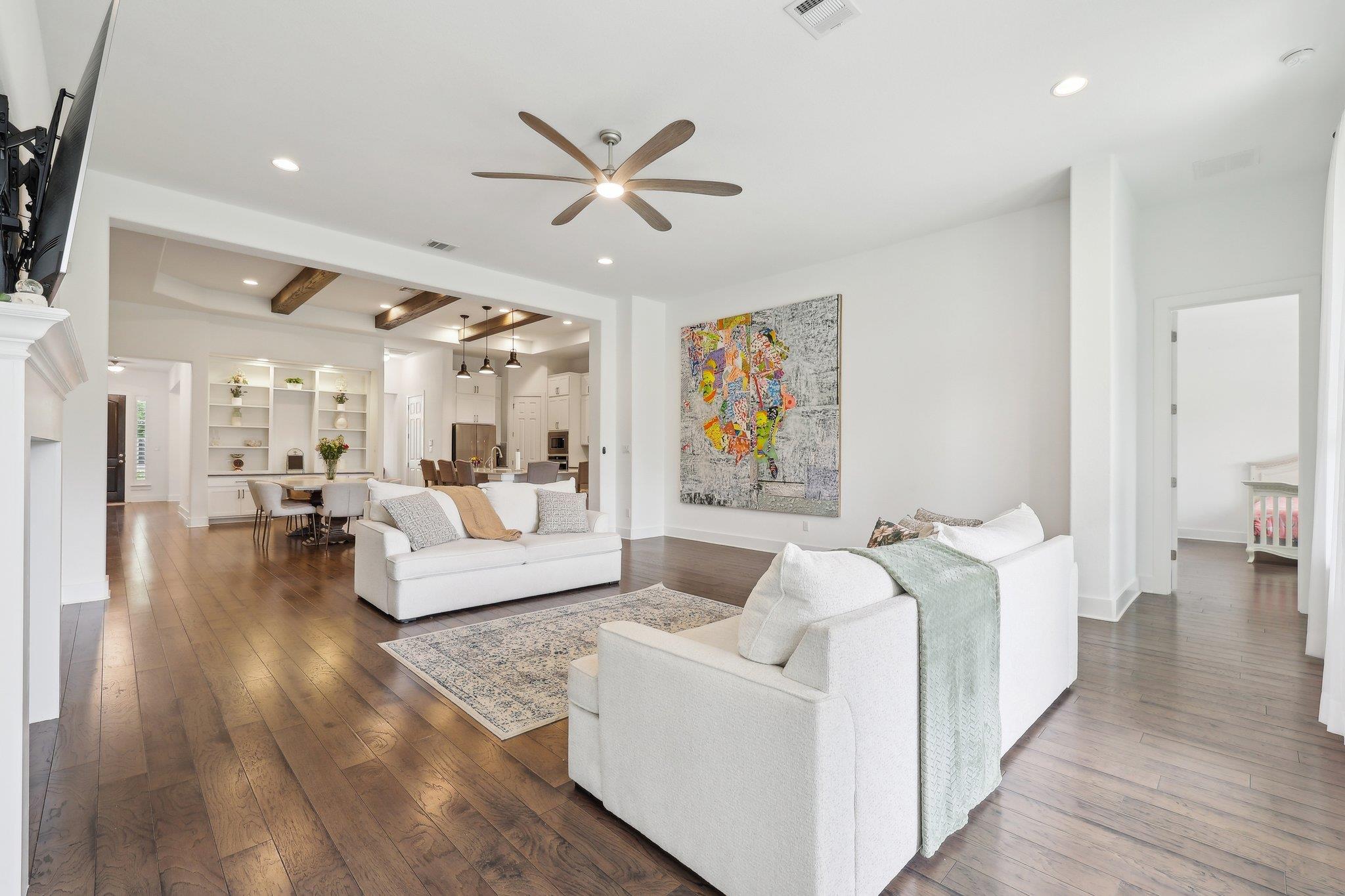 487 Stone River Dr, Austin, TX 78737