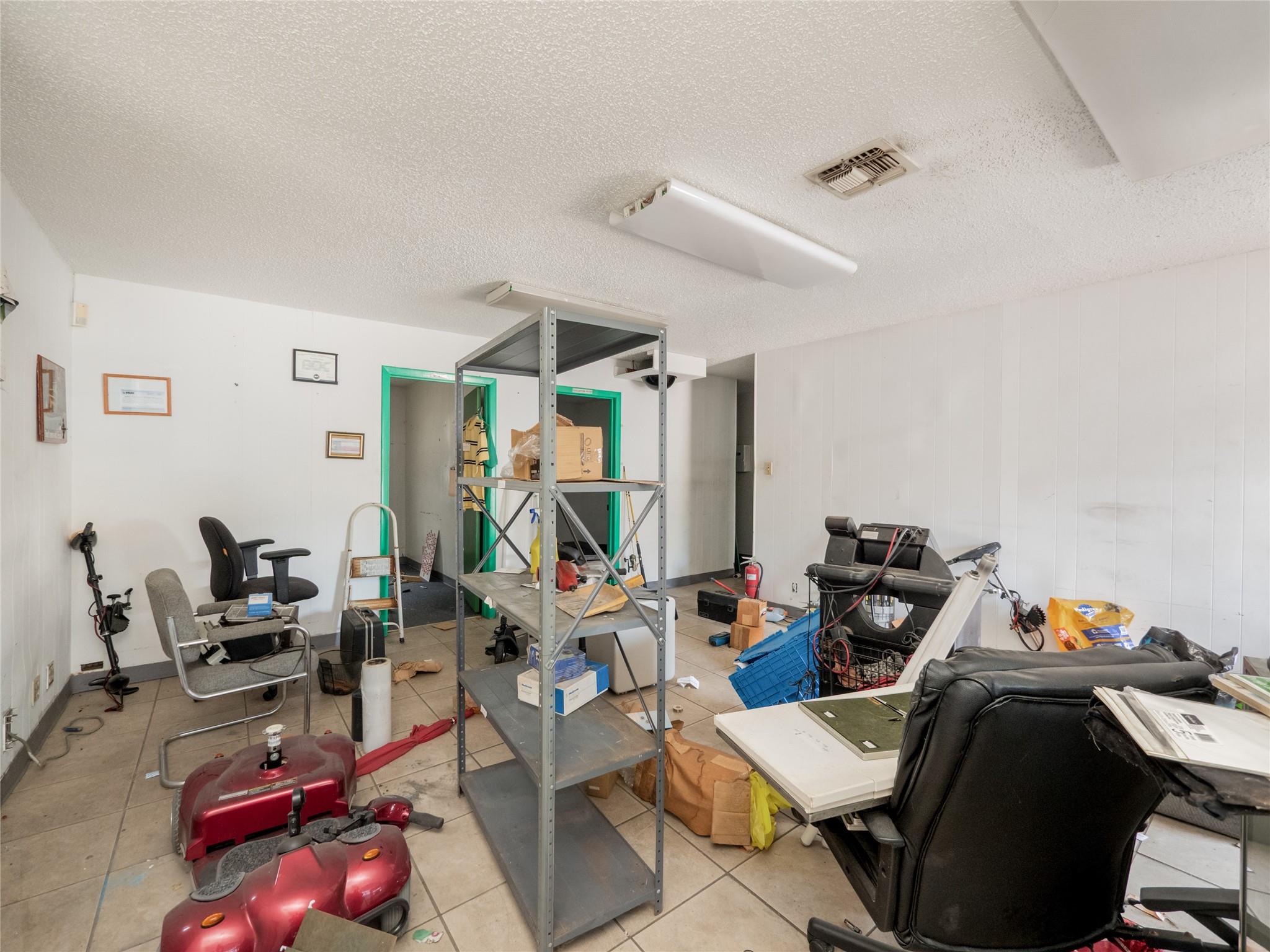 8212 Georgian Dr, Austin, TX 78753