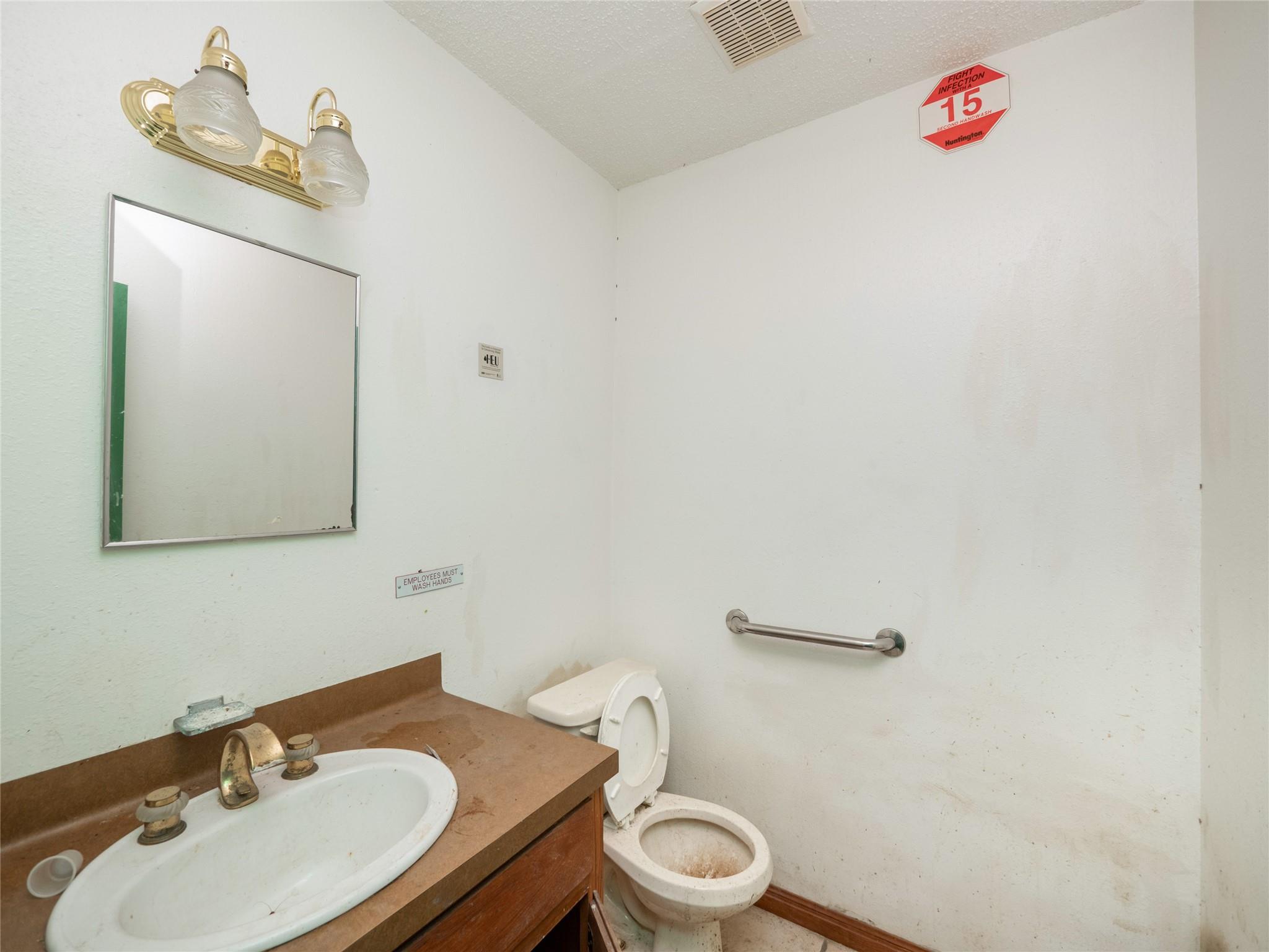 8212 Georgian Dr, Austin, TX 78753