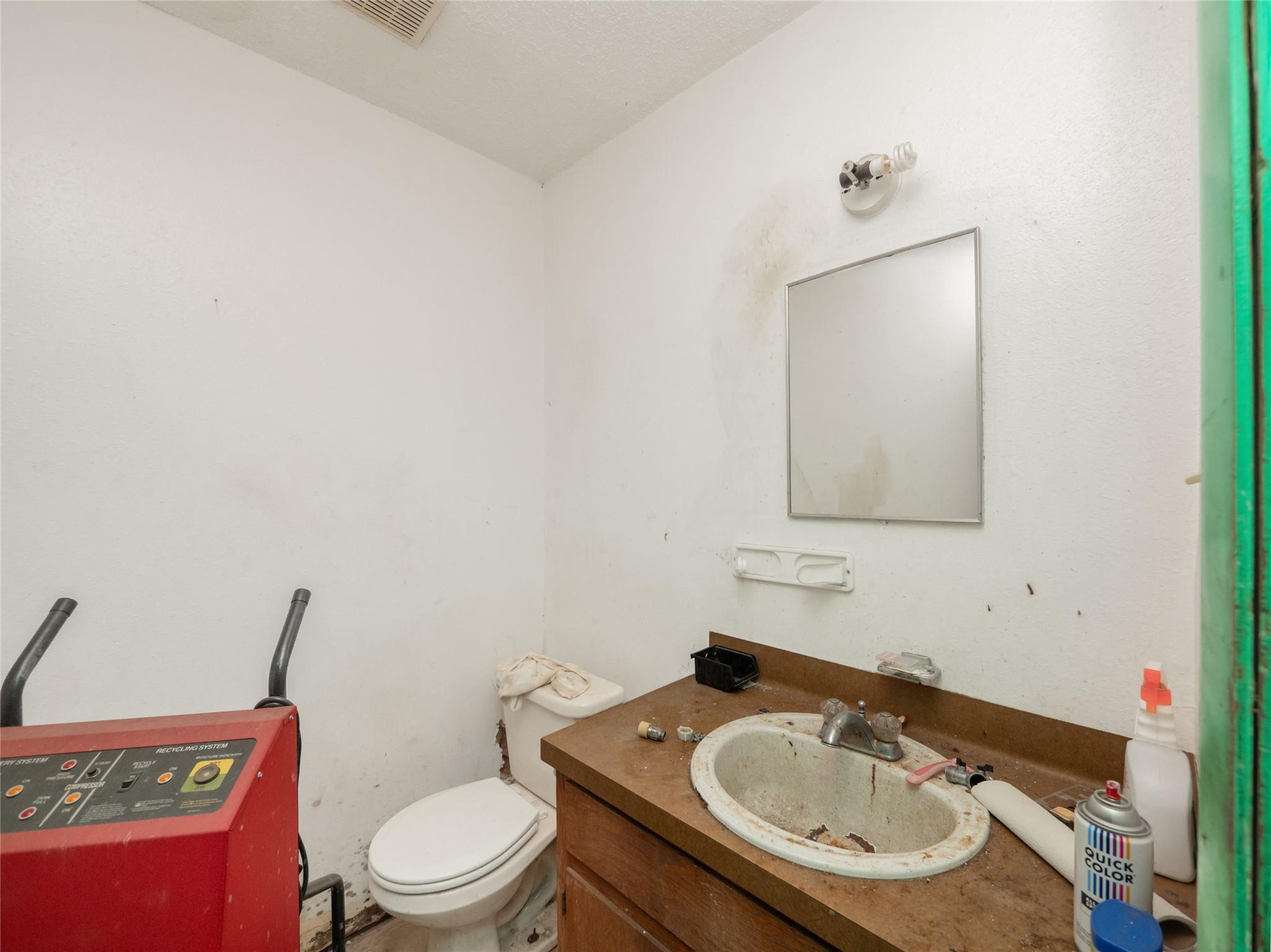 8212 Georgian Dr, Austin, TX 78753