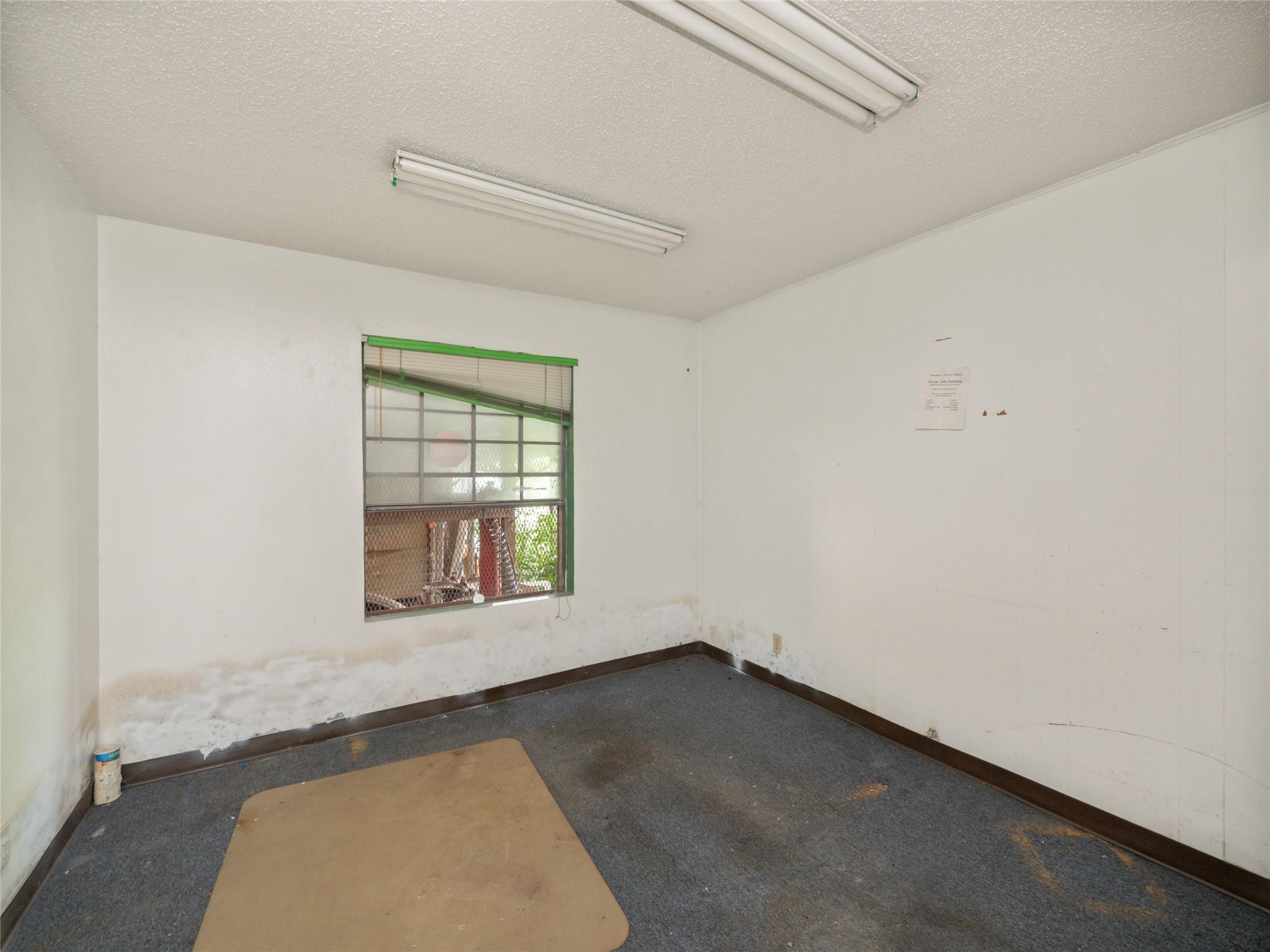 8212 Georgian Dr, Austin, TX 78753