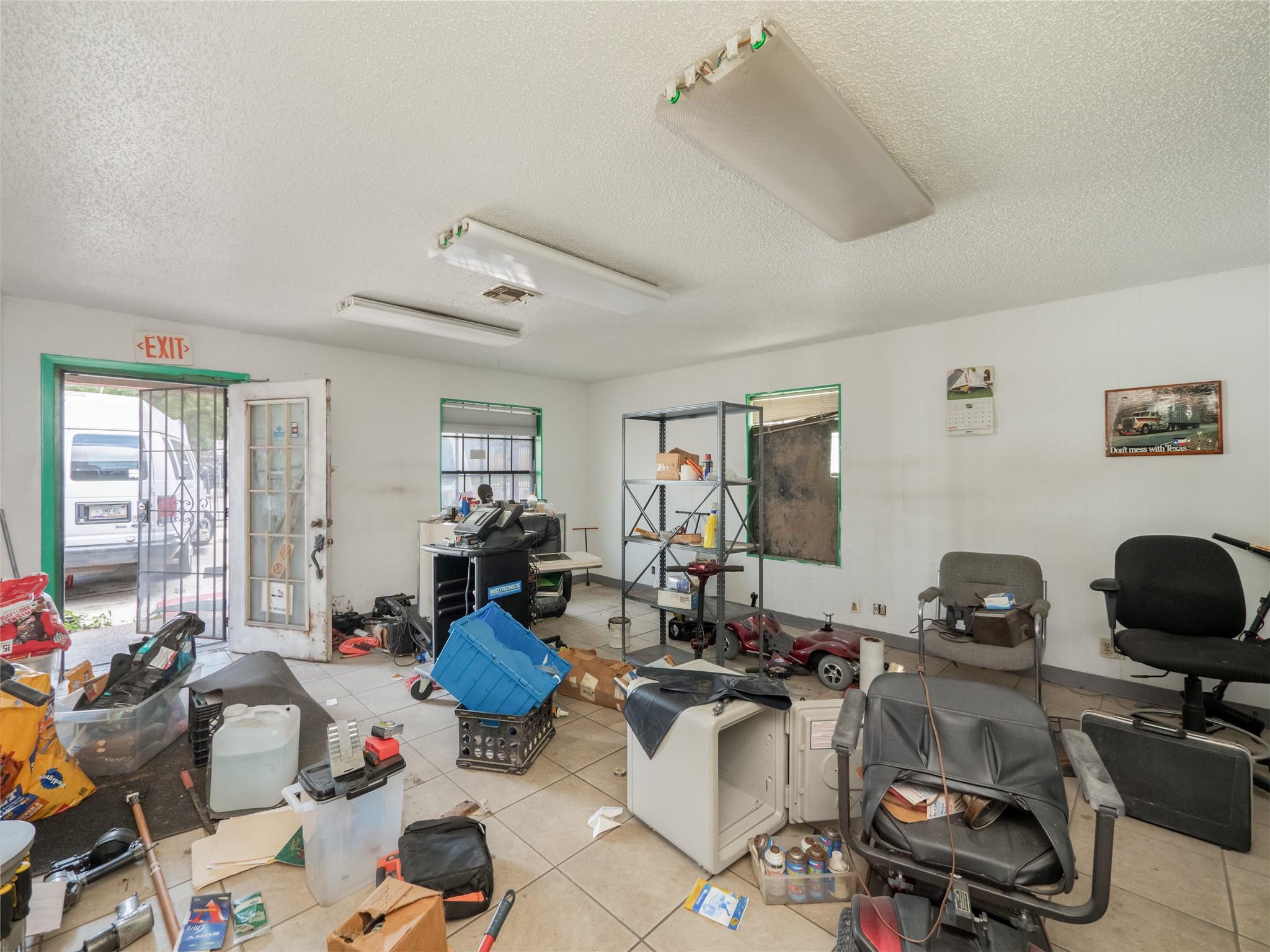 8212 Georgian Dr, Austin, TX 78753