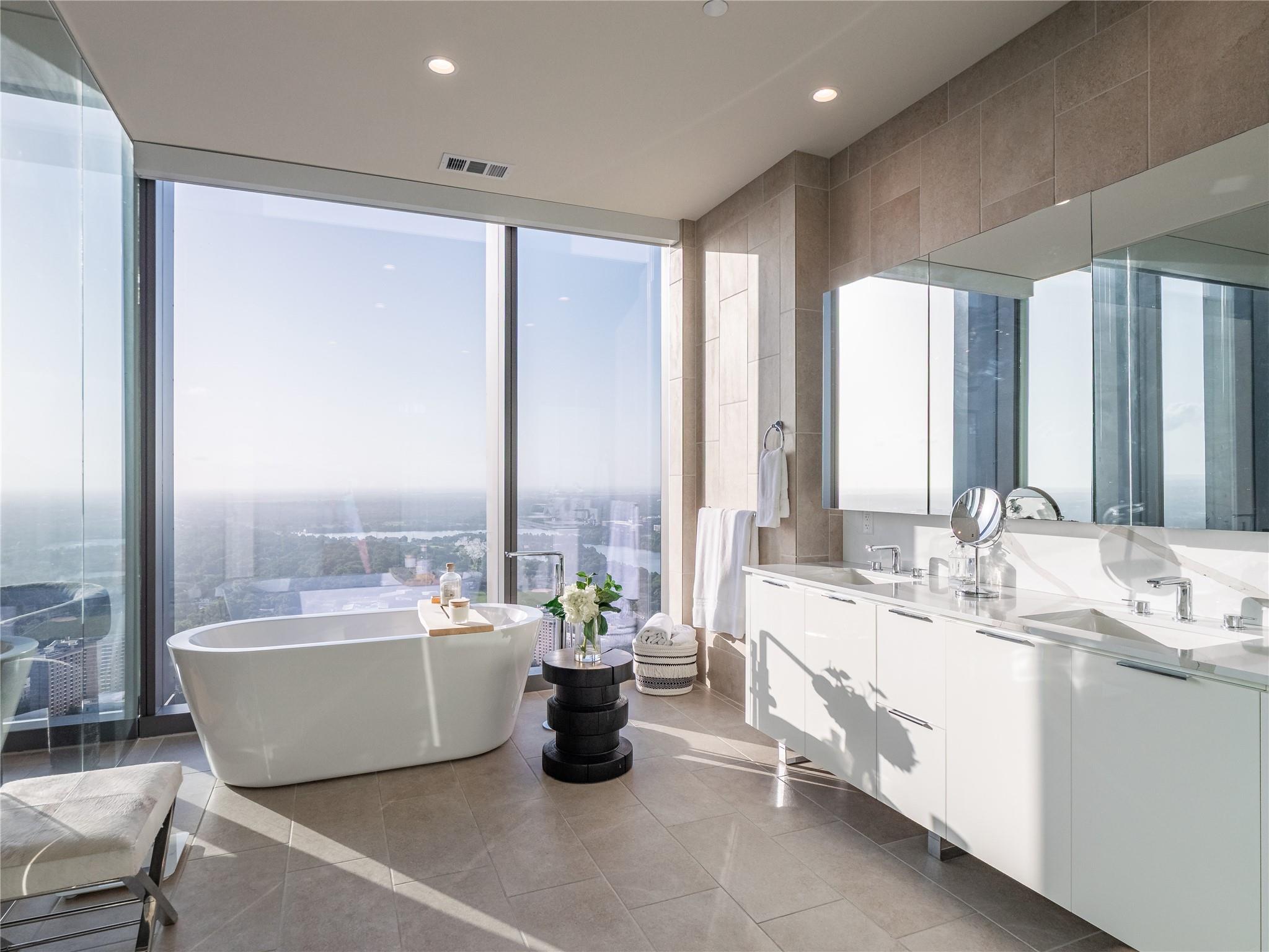 44 East Ave # 4603, Austin, TX 78701