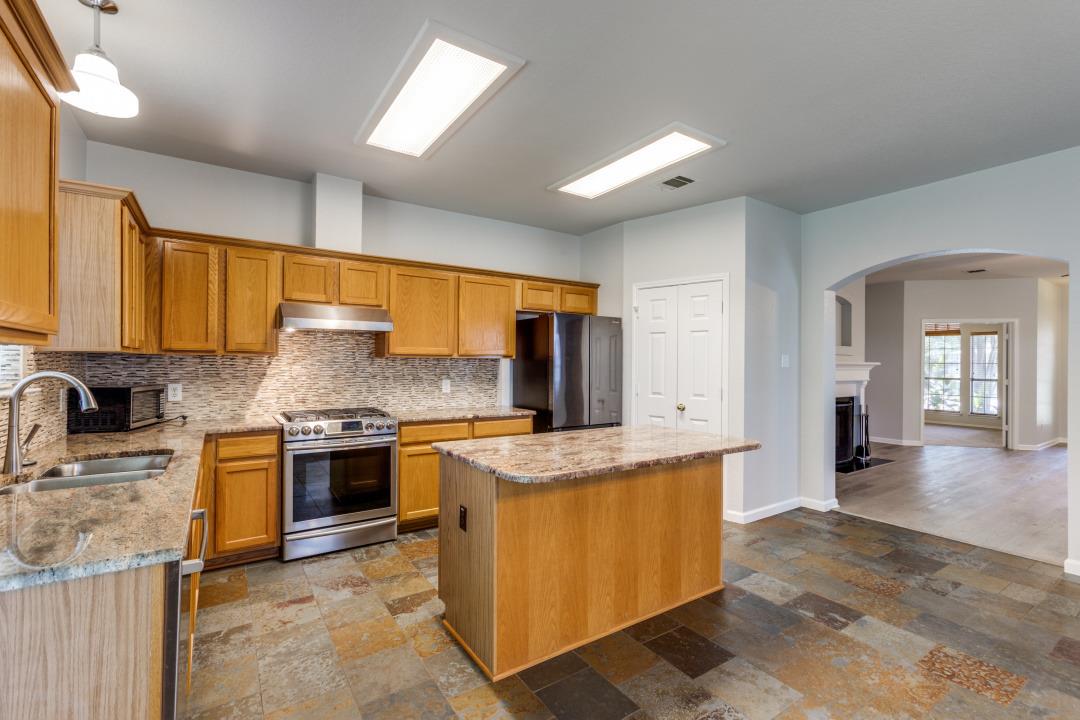 15737 Cadoz Dr, Austin, TX 78728