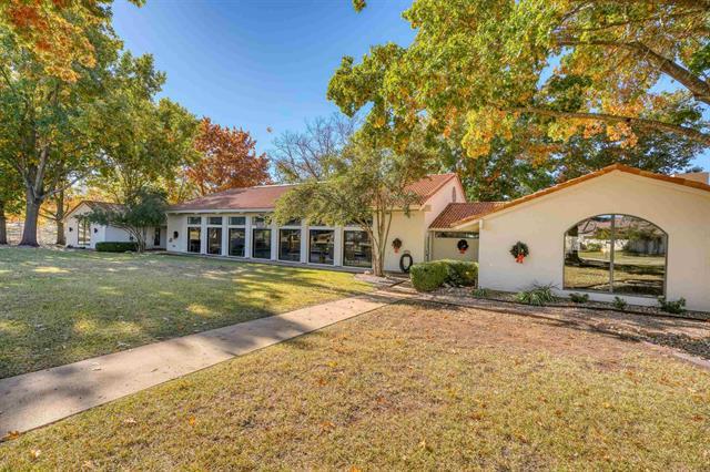 104 Mason Court, Horseshoe Bay, TX 78657