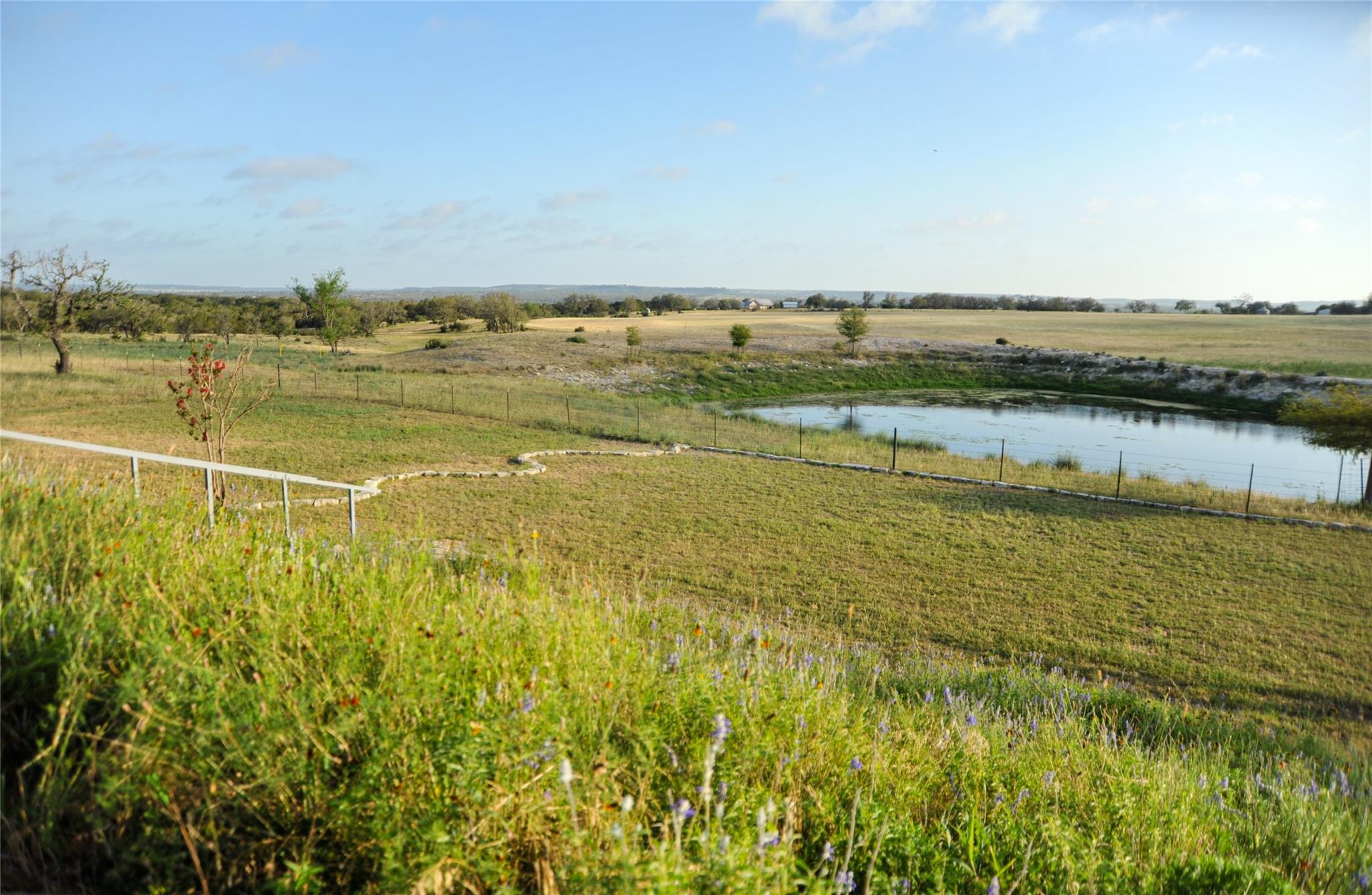 1213 Kott Rd Rd, Fredericksburg, TX 78624