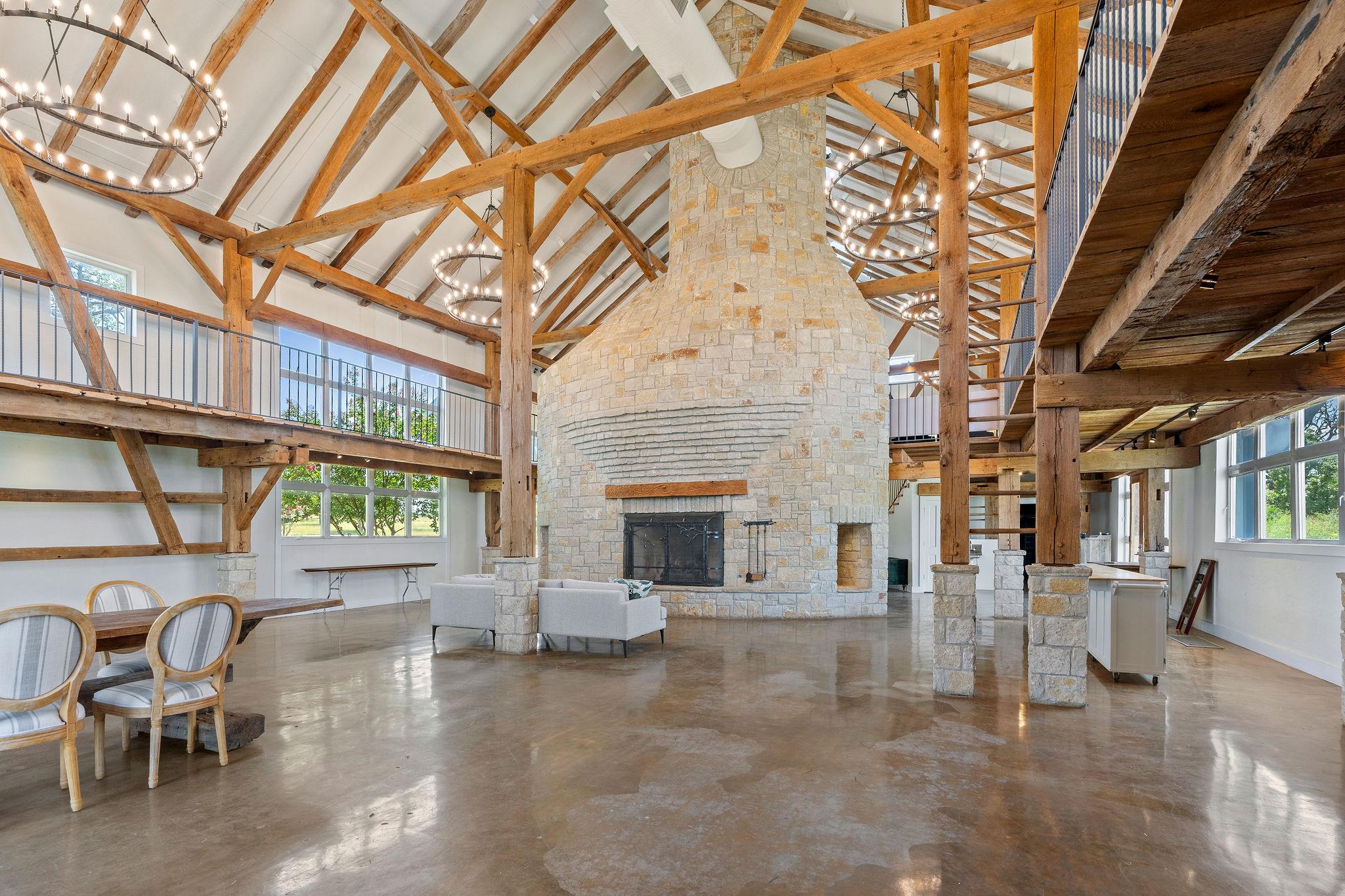 1213 Kott Rd Rd, Fredericksburg, TX 78624