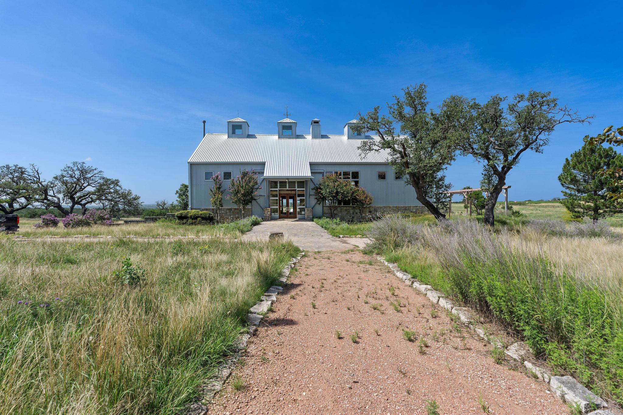 1213 Kott Rd Rd, Fredericksburg, TX 78624