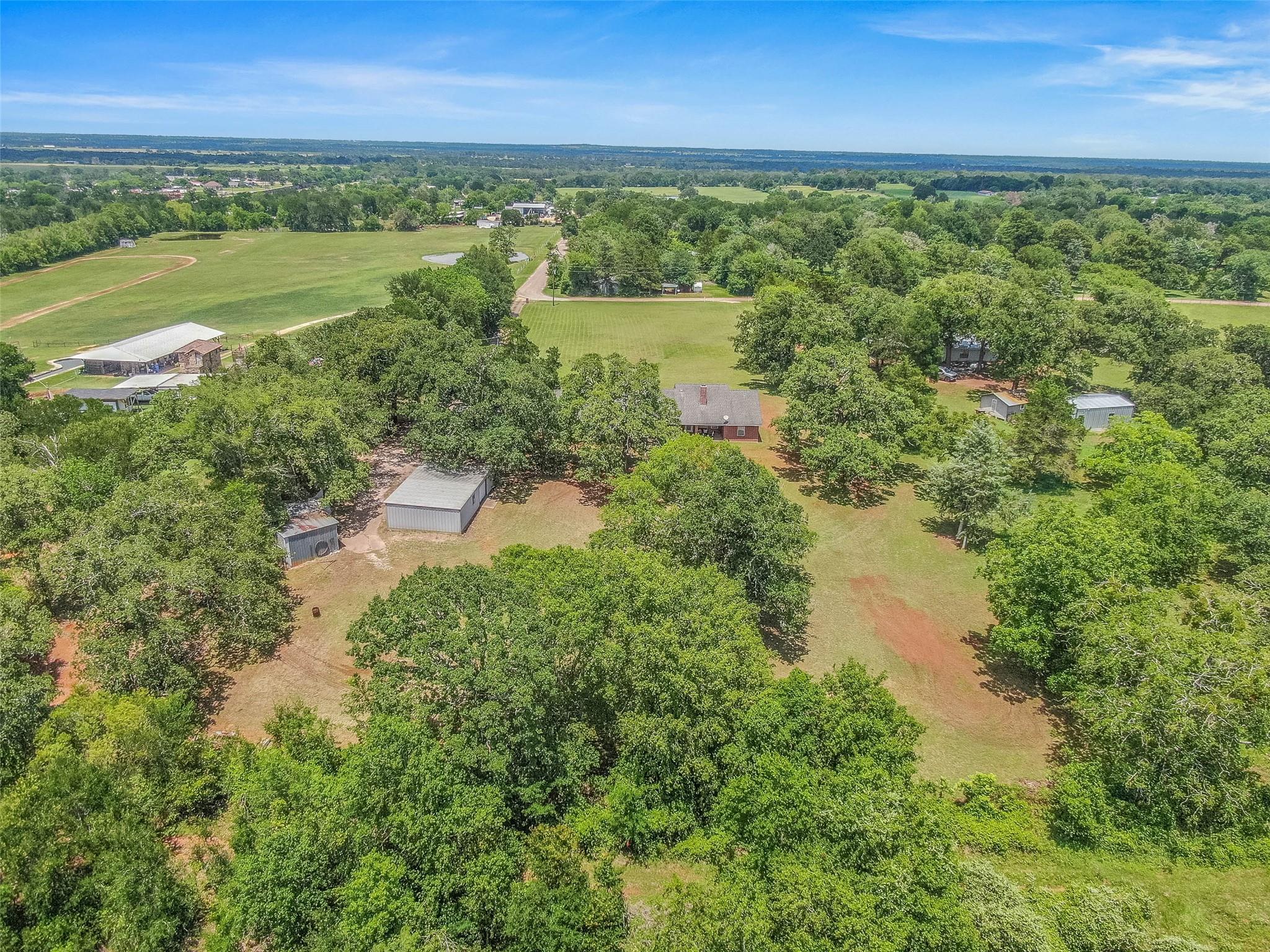 1110 County Road 439, Dime Box, TX 77853