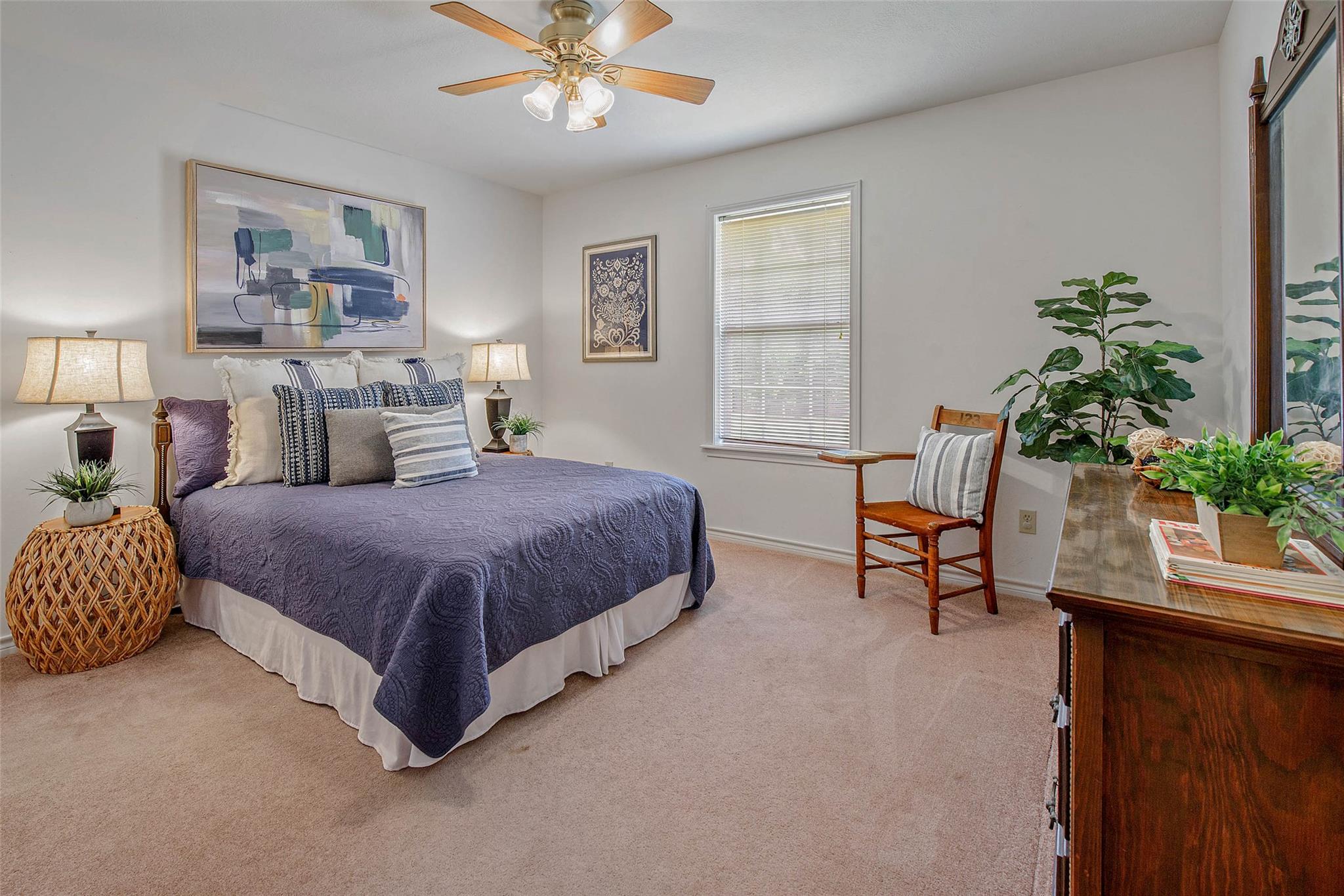 1110 County Road 439, Dime Box, TX 77853