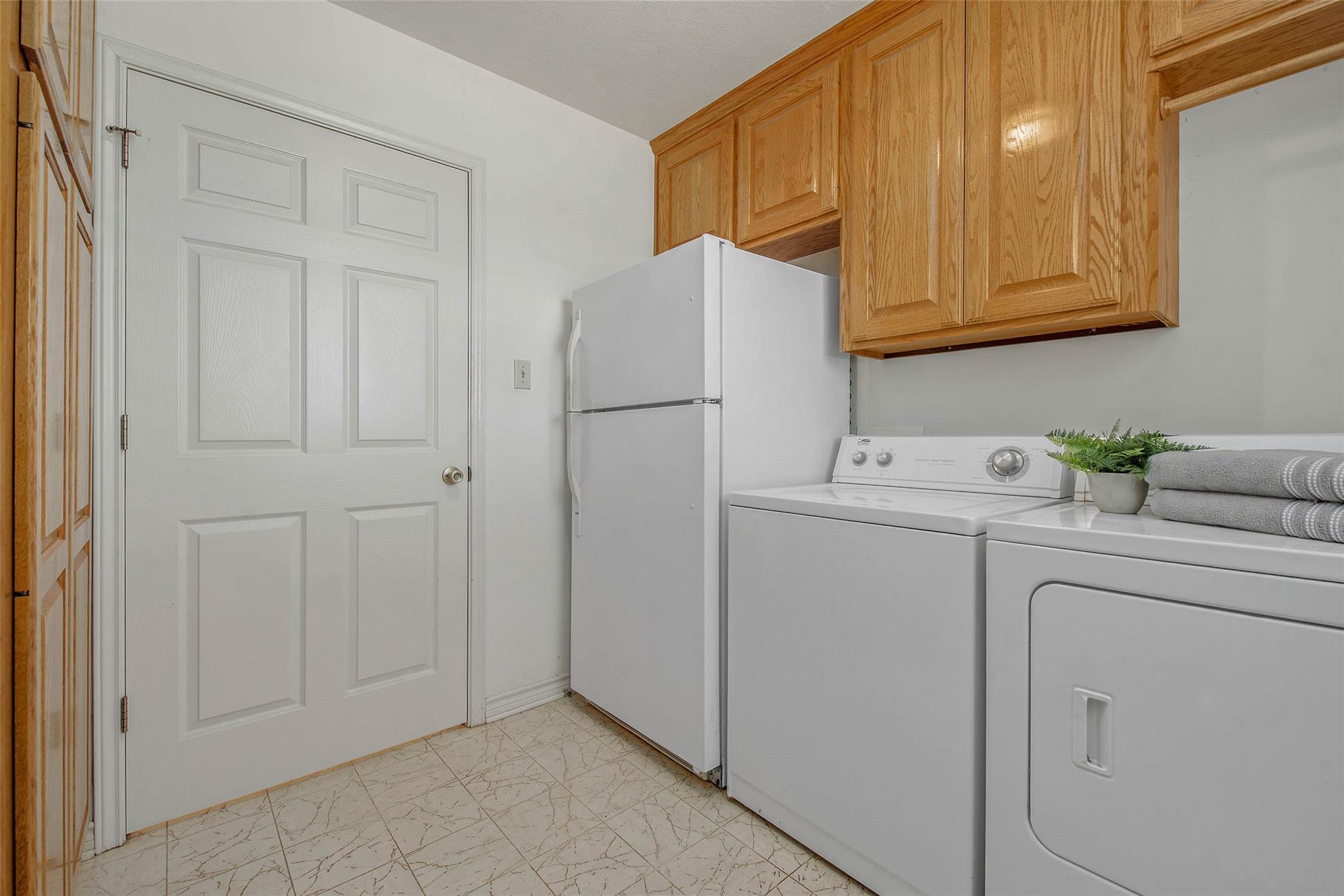 1110 County Road 439, Dime Box, TX 77853