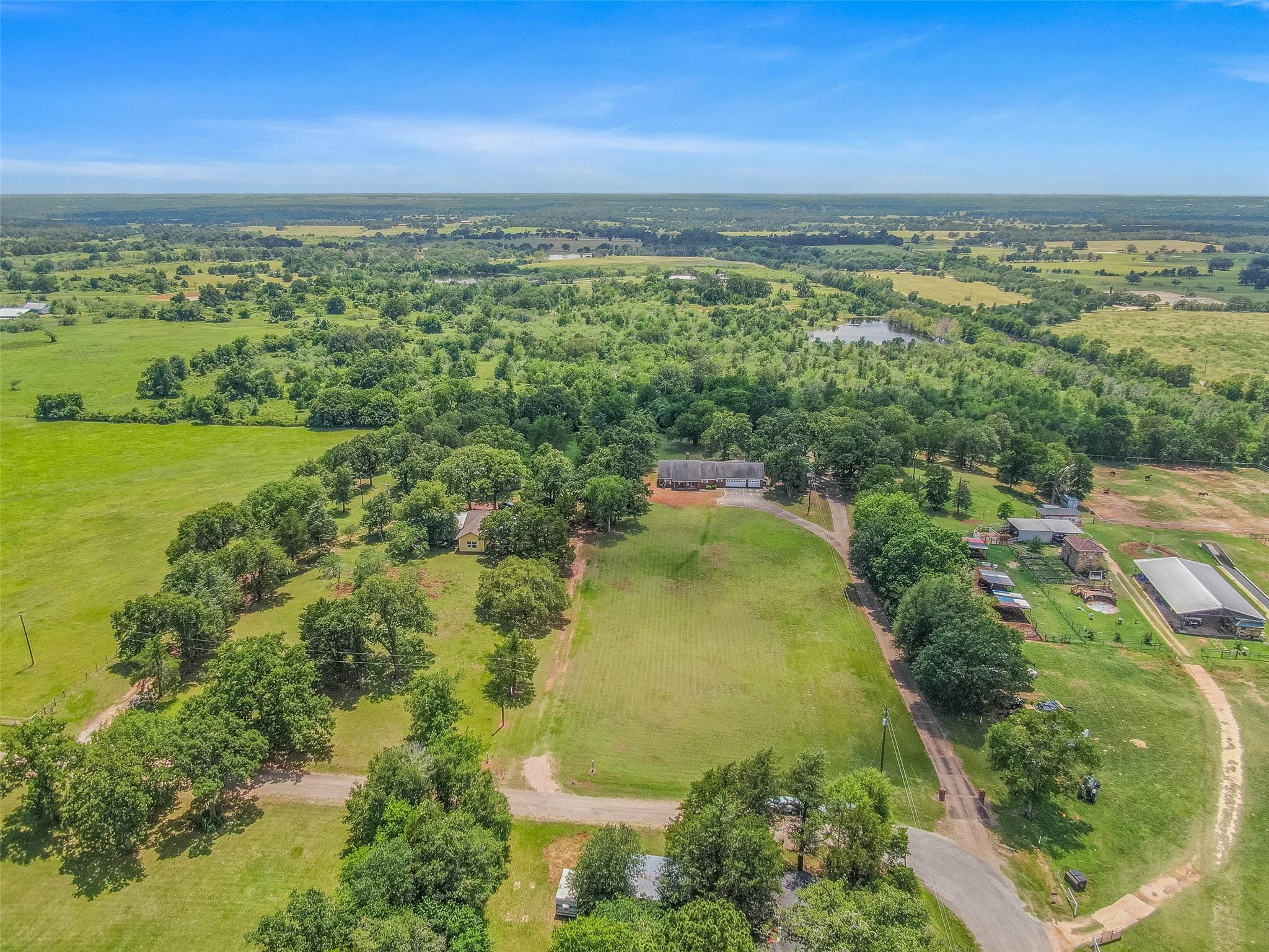 1110 County Road 439, Dime Box, TX 77853