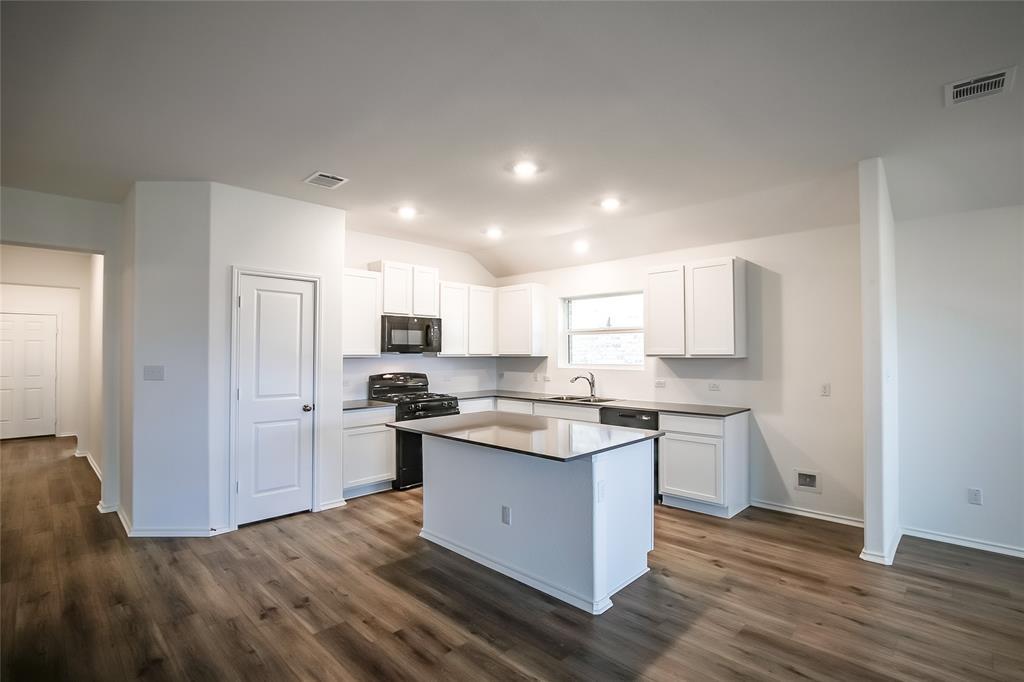 Leander, TX 78641