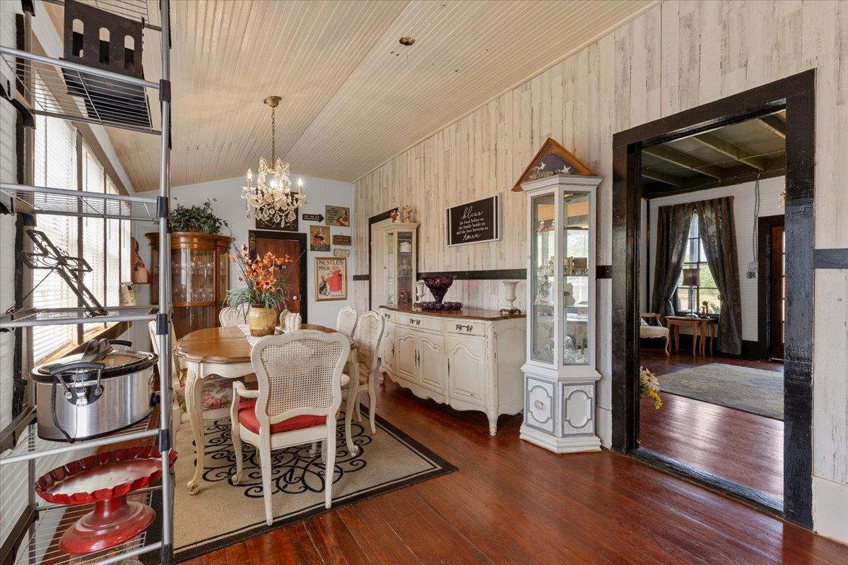 3848 S Highway 304, Rosanky, TX 78953