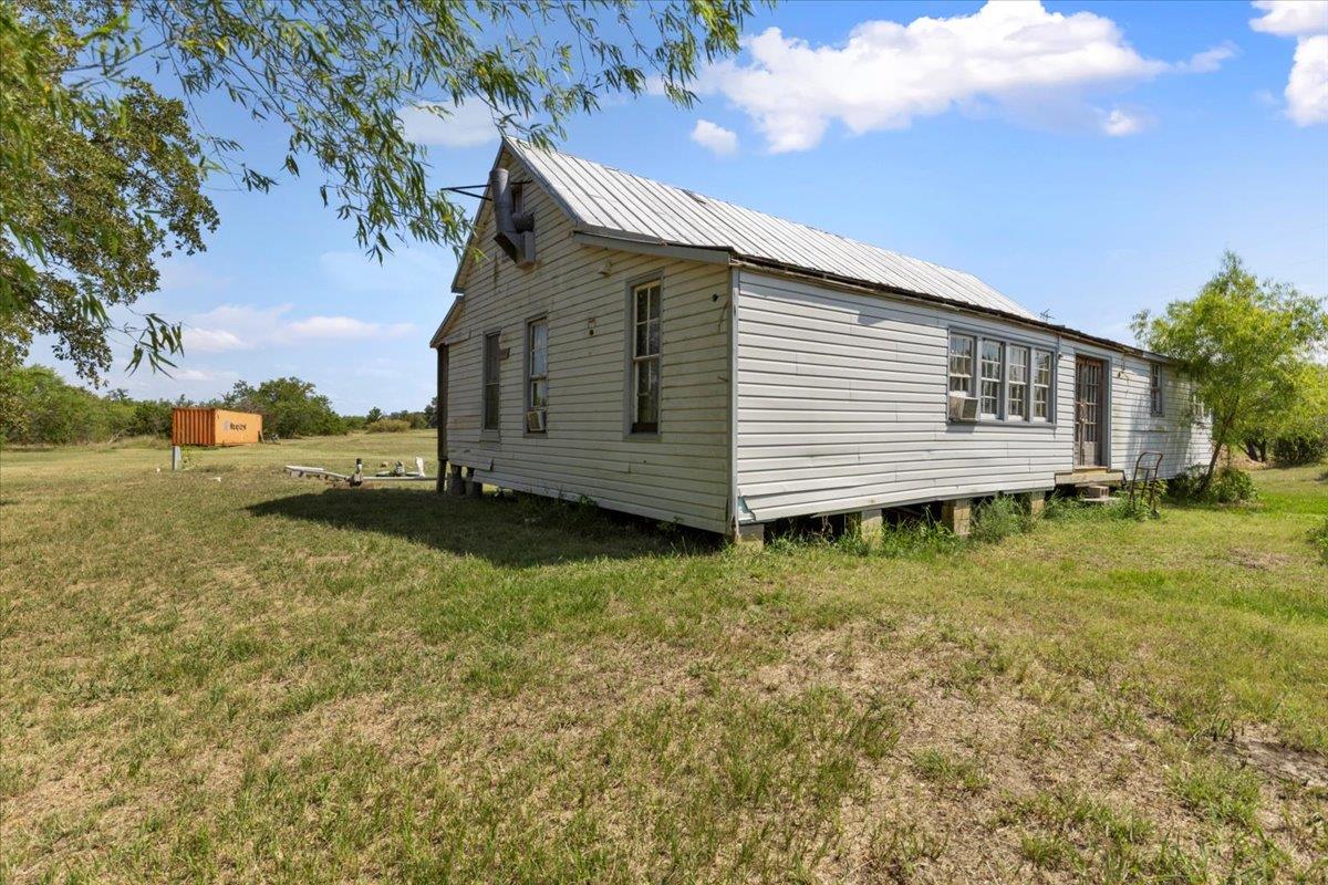 3848 S Highway 304, Rosanky, TX 78953