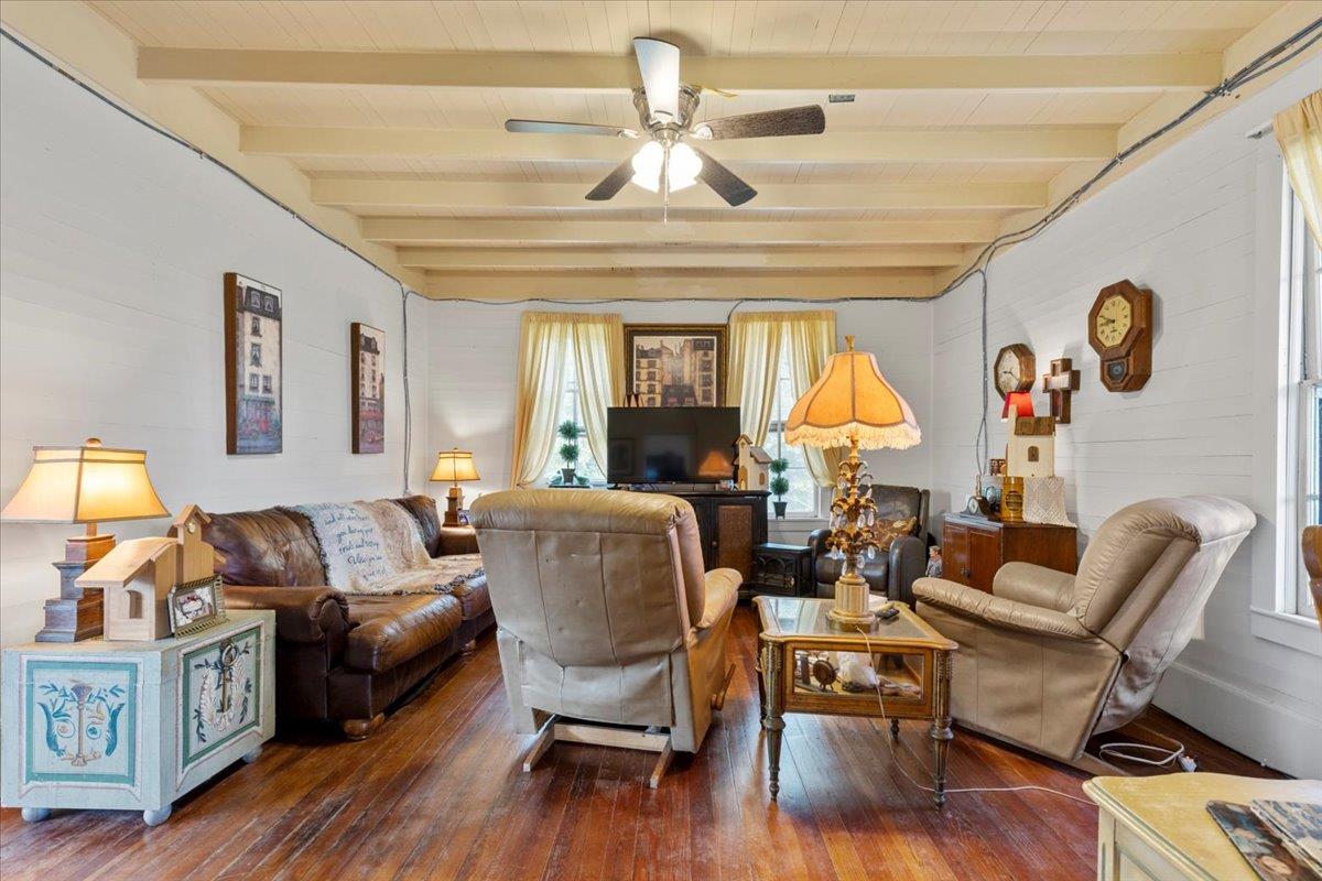 3848 S Highway 304, Rosanky, TX 78953