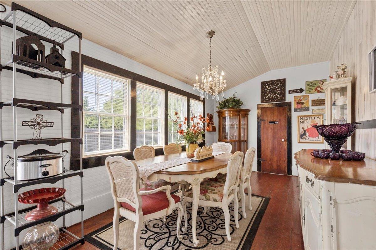 3848 S Highway 304, Rosanky, TX 78953