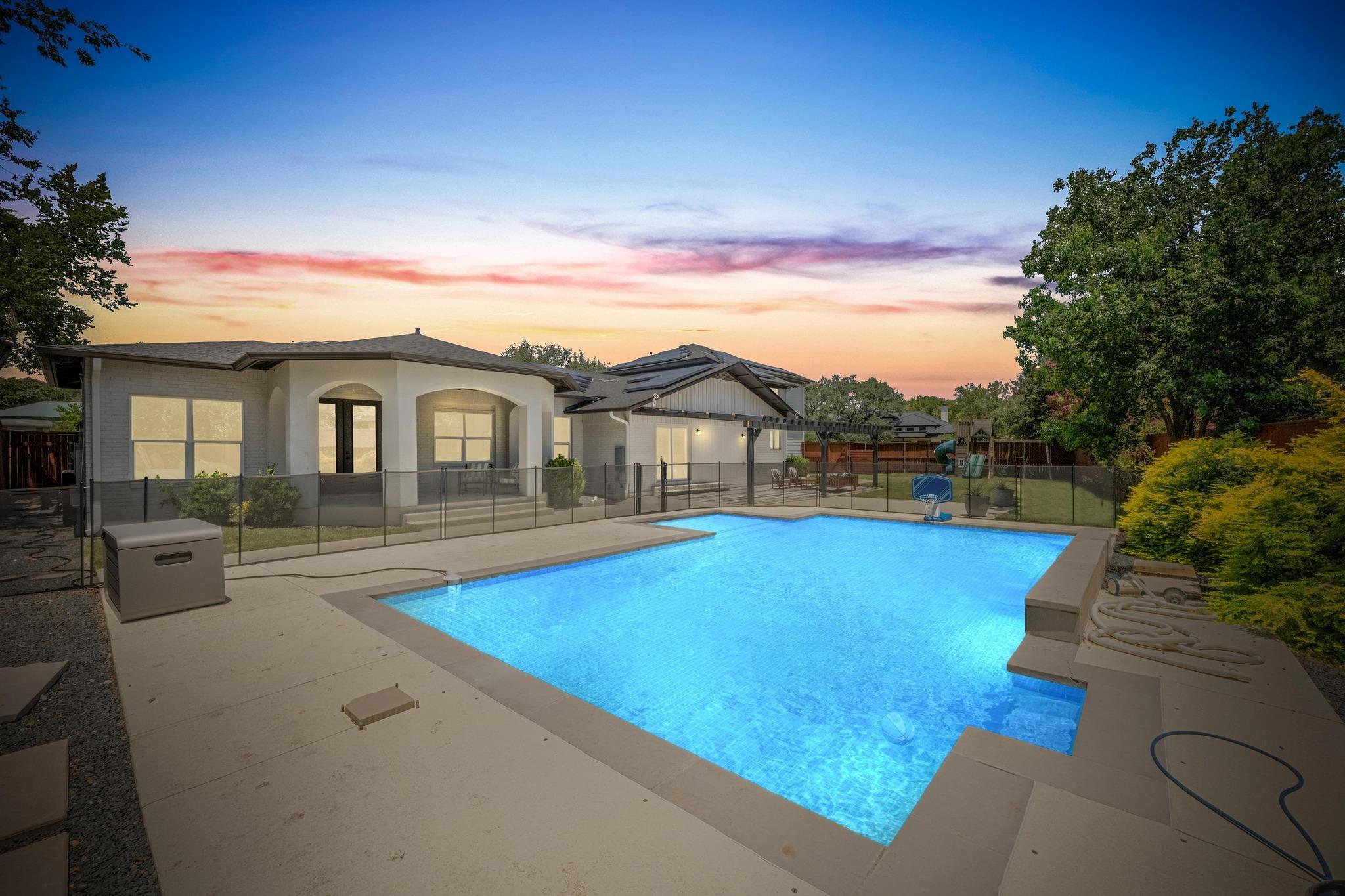 4803 Fairview Dr, Austin, TX 78731