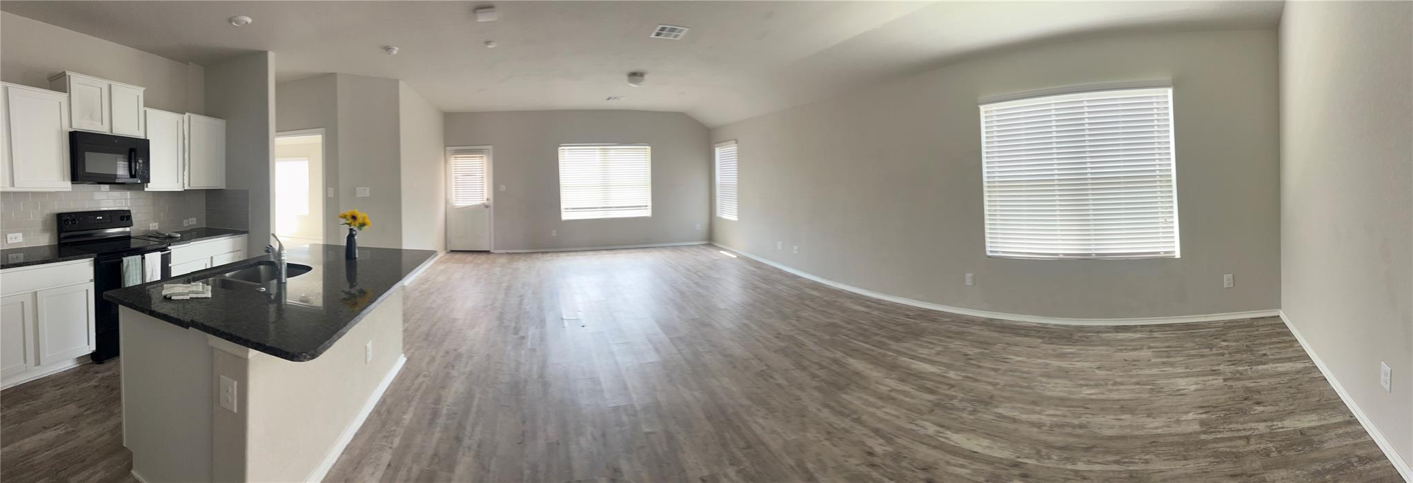 2425 Arctic Warbler, New Braunfels, TX 78130