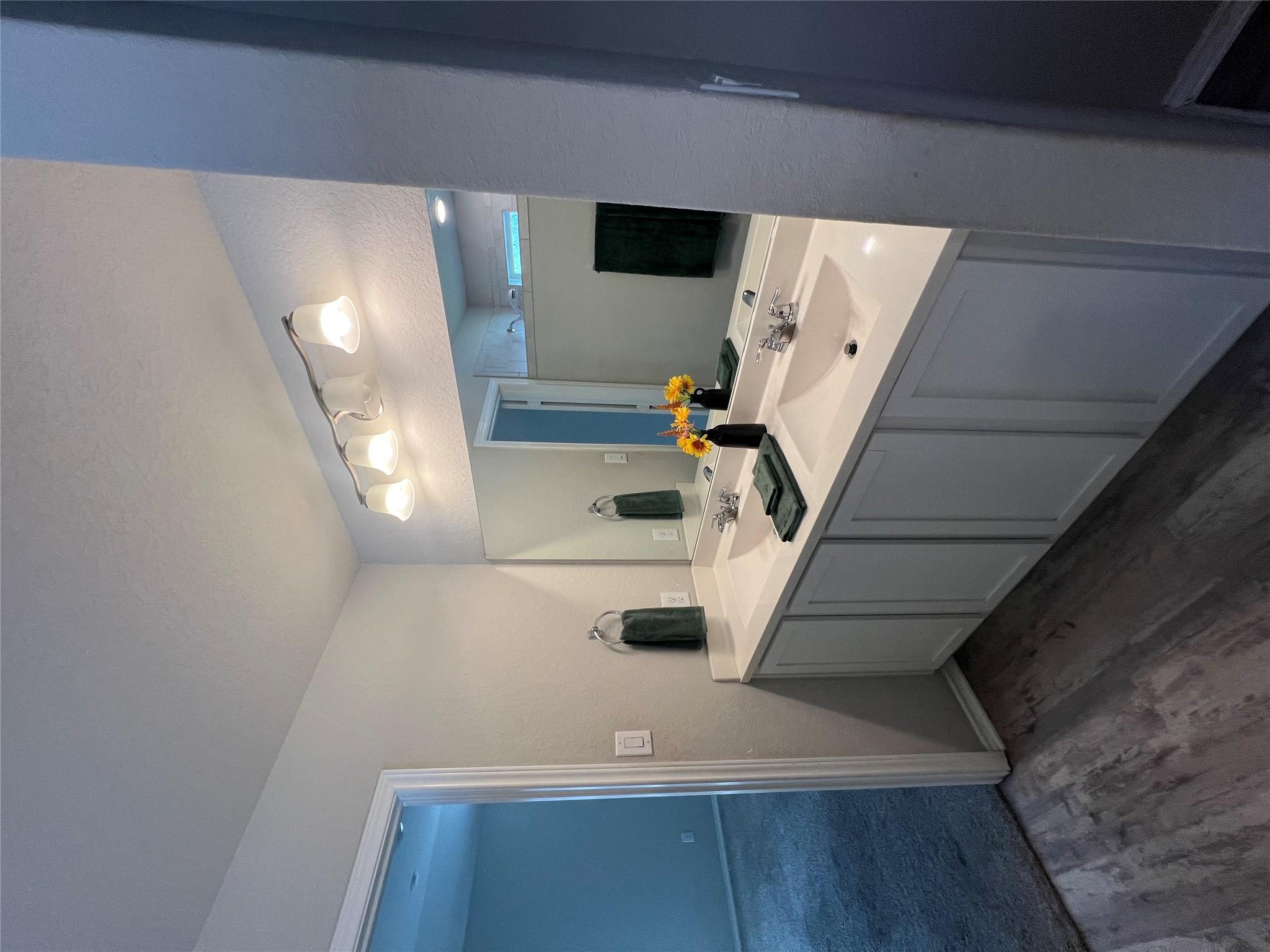 2425 Arctic Warbler, New Braunfels, TX 78130