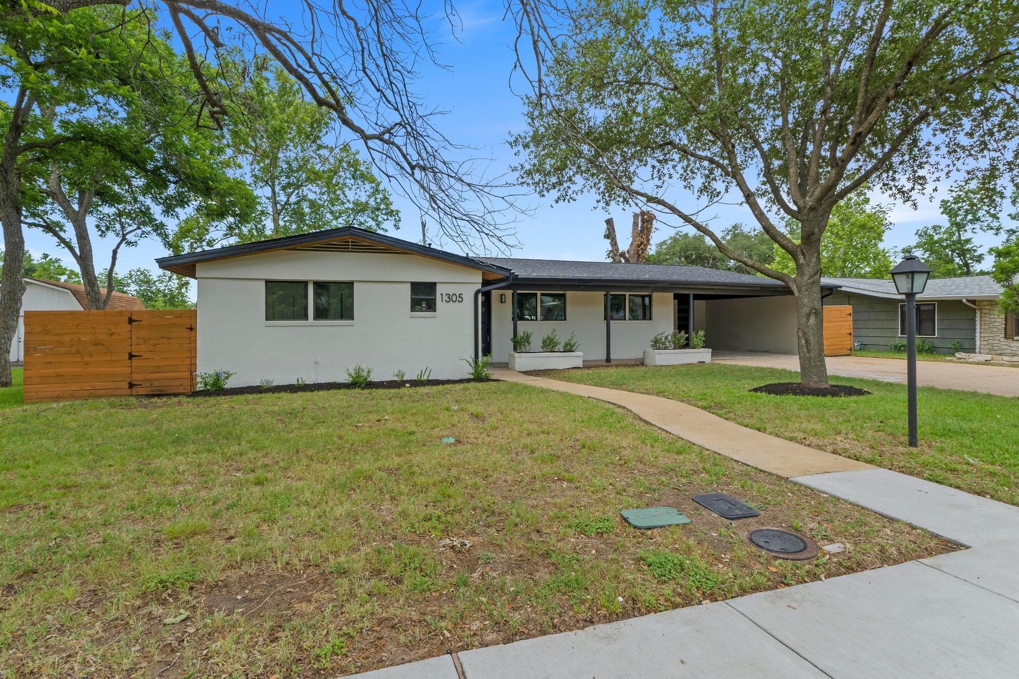 1305 Ridgehaven Dr, Austin, TX 78723