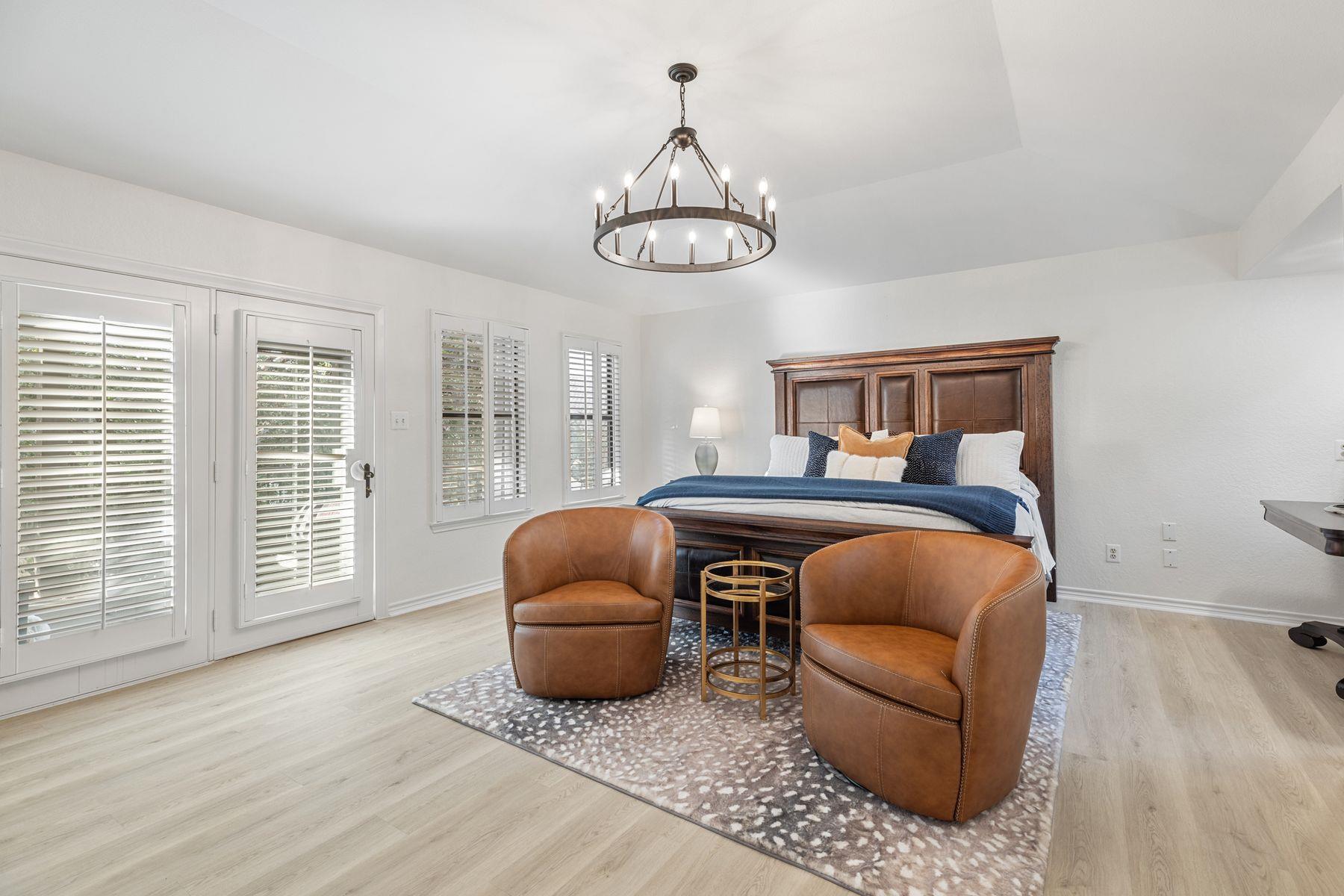 5 Valhalla Ct, Austin, TX 78738