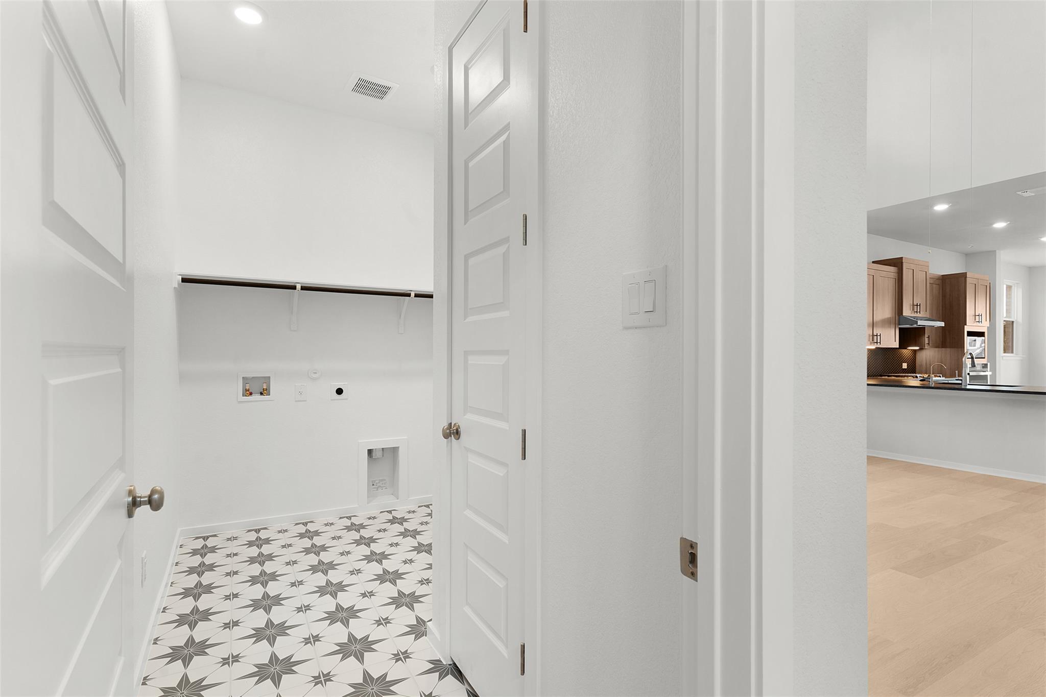 2705 Sage Ranch Dr # 2, Leander, TX 78641