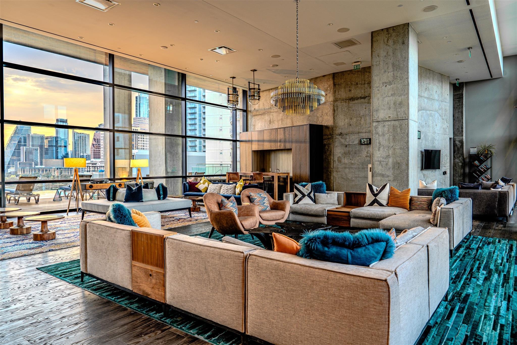 70 Rainey St # 2603, Austin, TX 78701