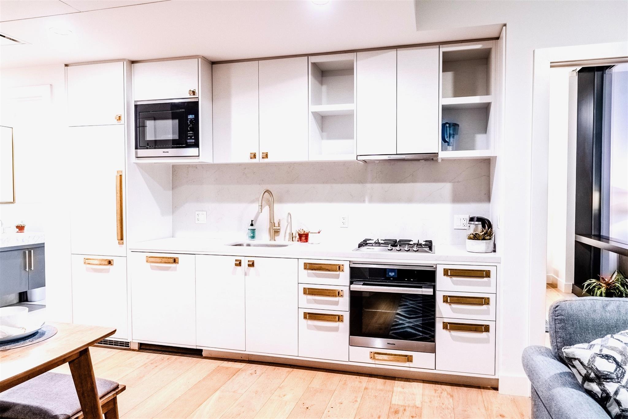 70 Rainey St # 2603, Austin, TX 78701