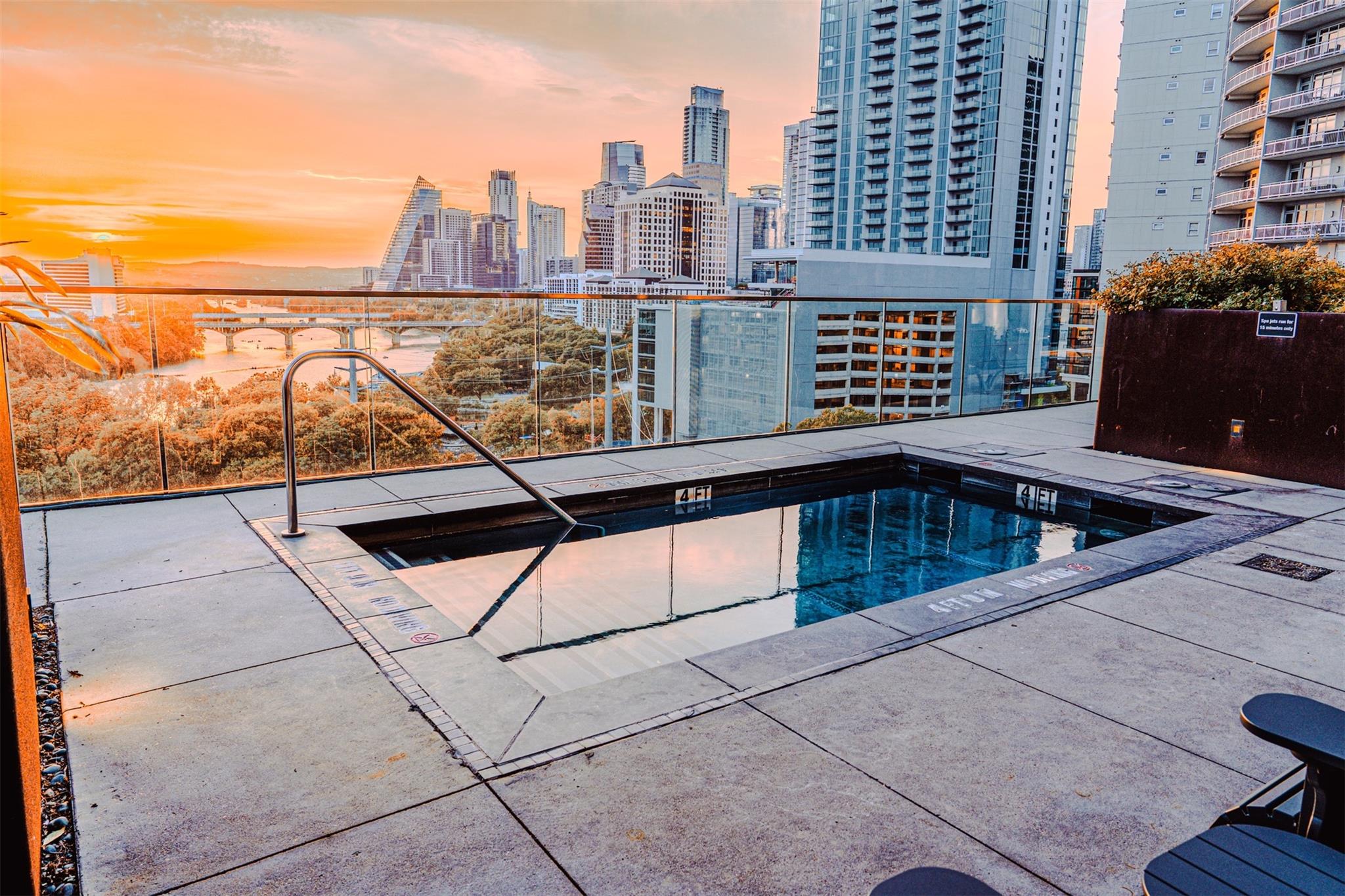 70 Rainey St # 2603, Austin, TX 78701