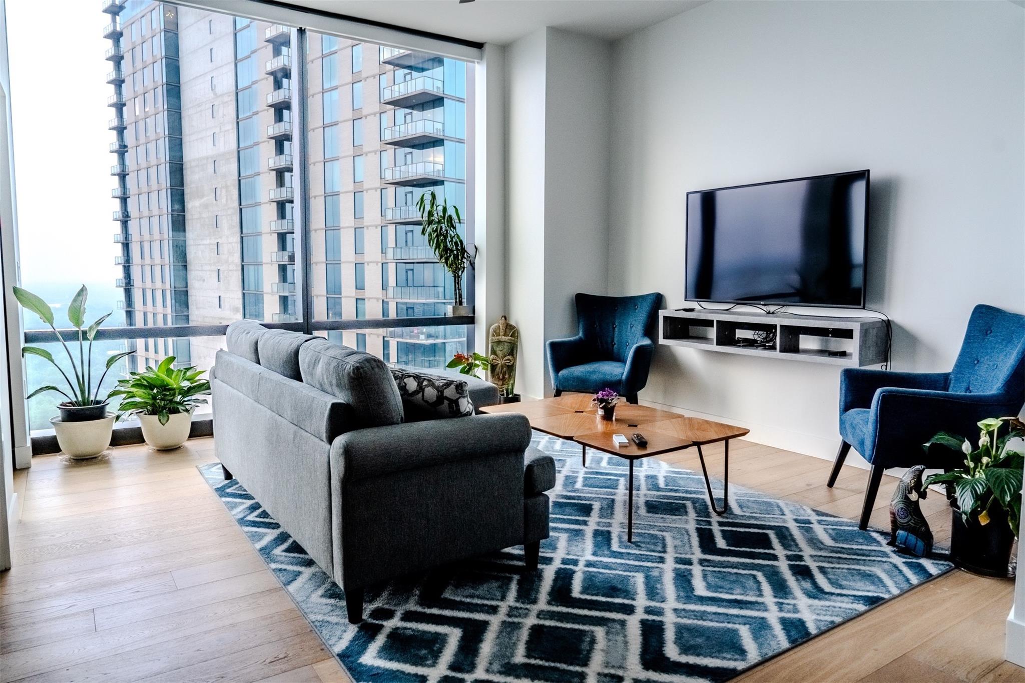 70 Rainey St # 2603, Austin, TX 78701