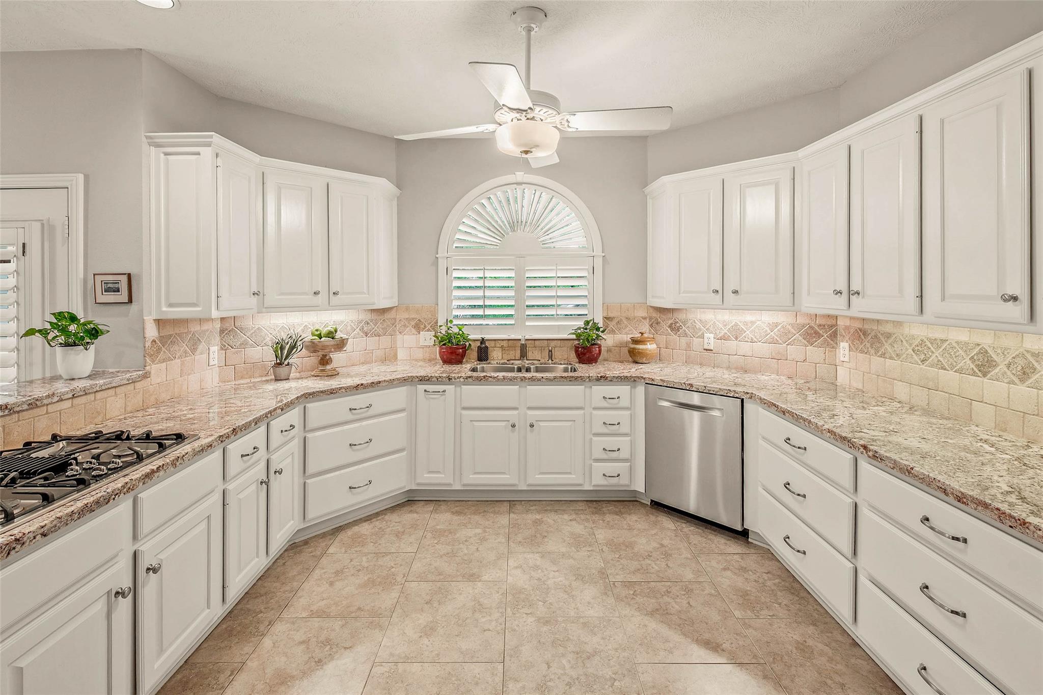 3008 Cochise Ct, College Station, TX 77845