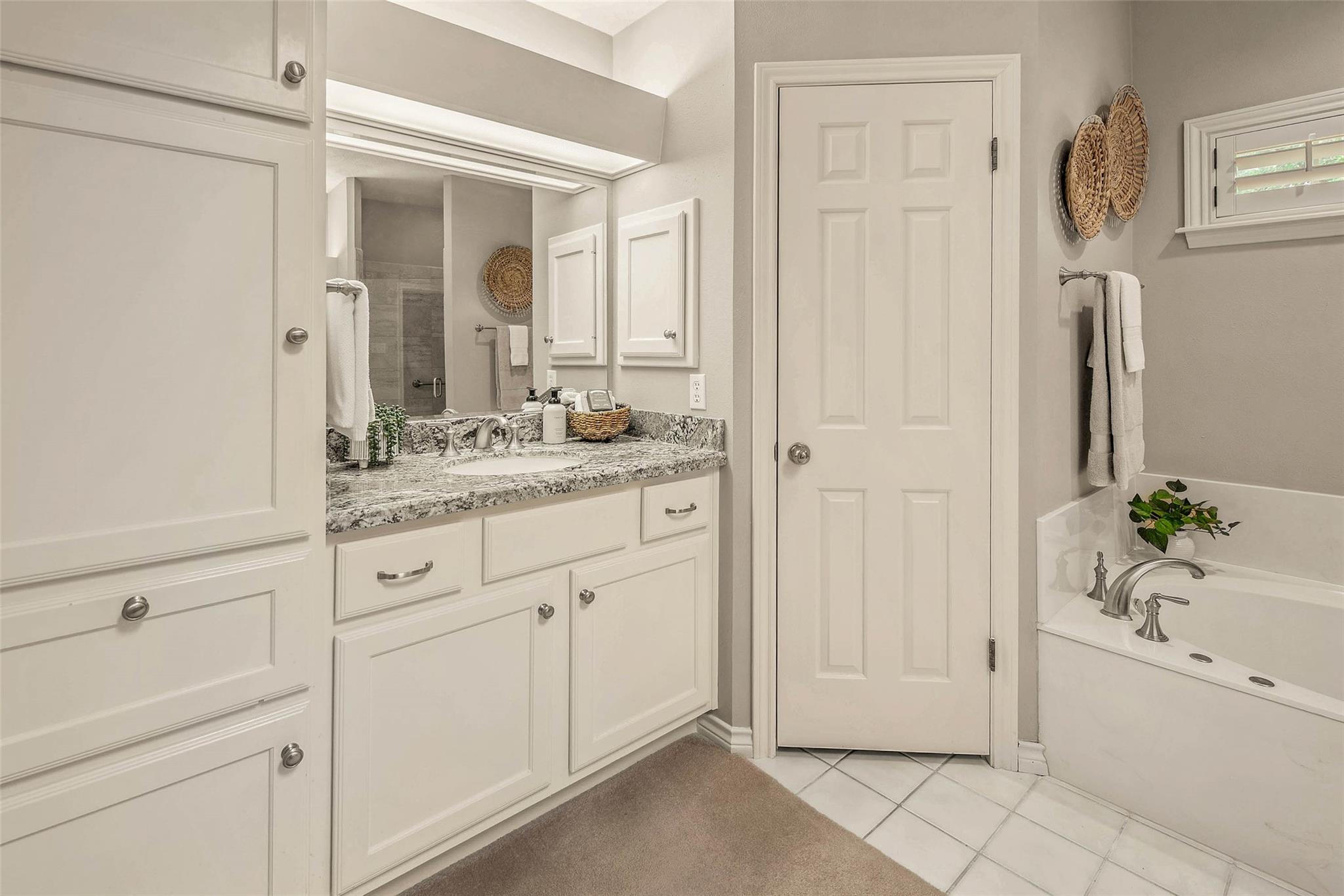 3008 Cochise Ct, College Station, TX 77845