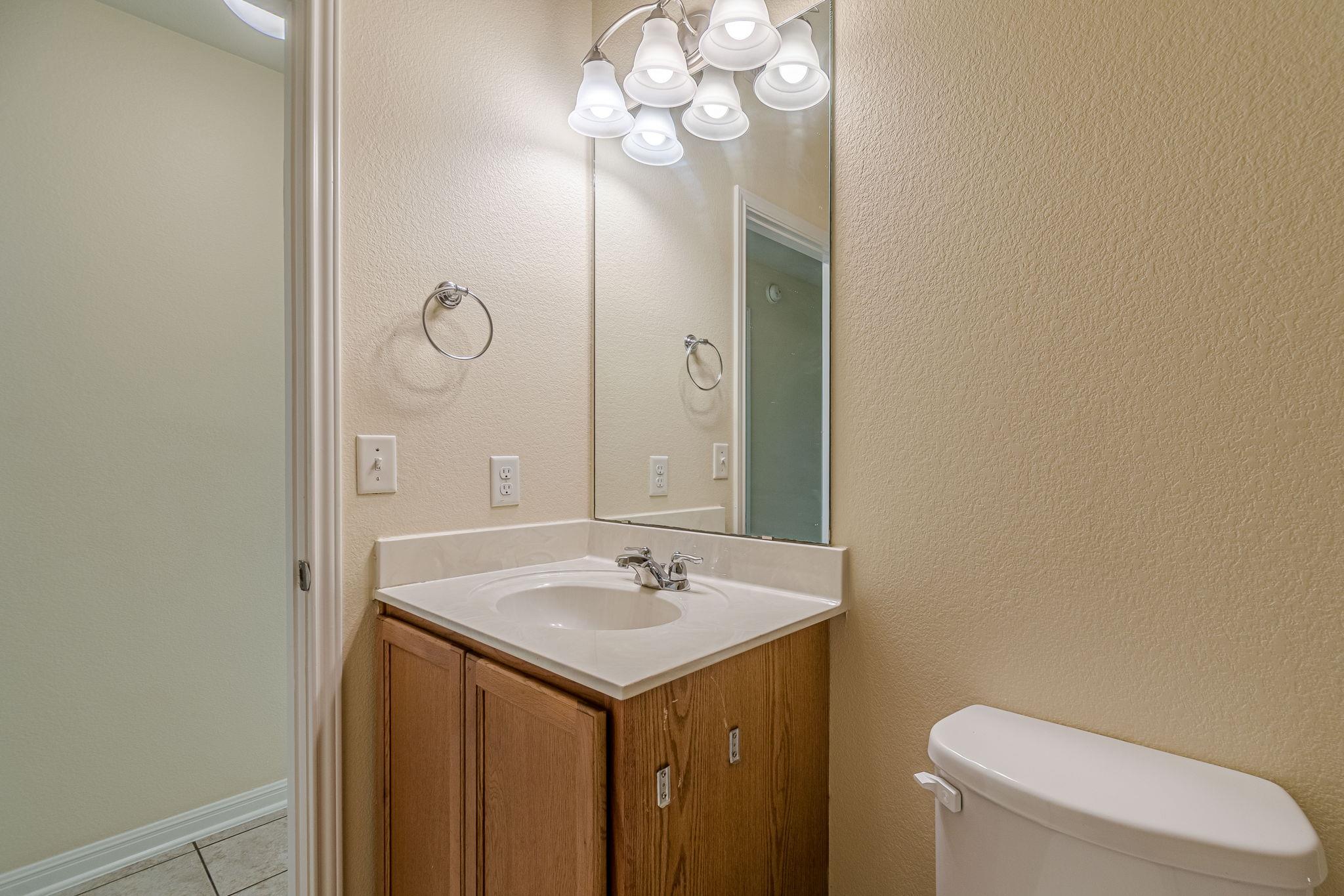 1612 Sanders, Kyle, TX 78640
