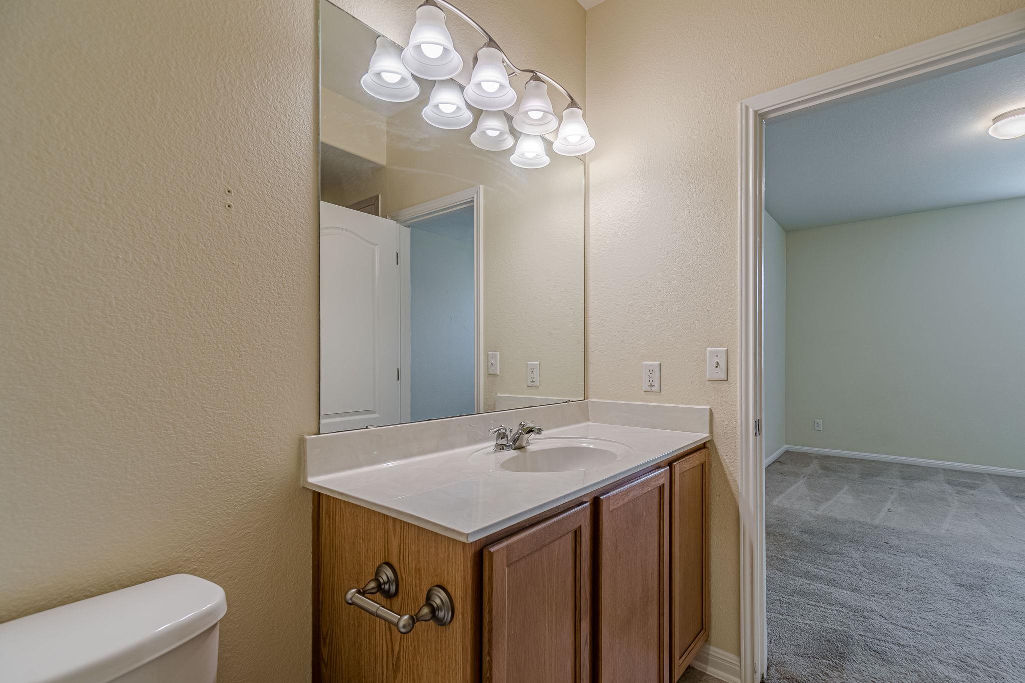 1612 Sanders, Kyle, TX 78640