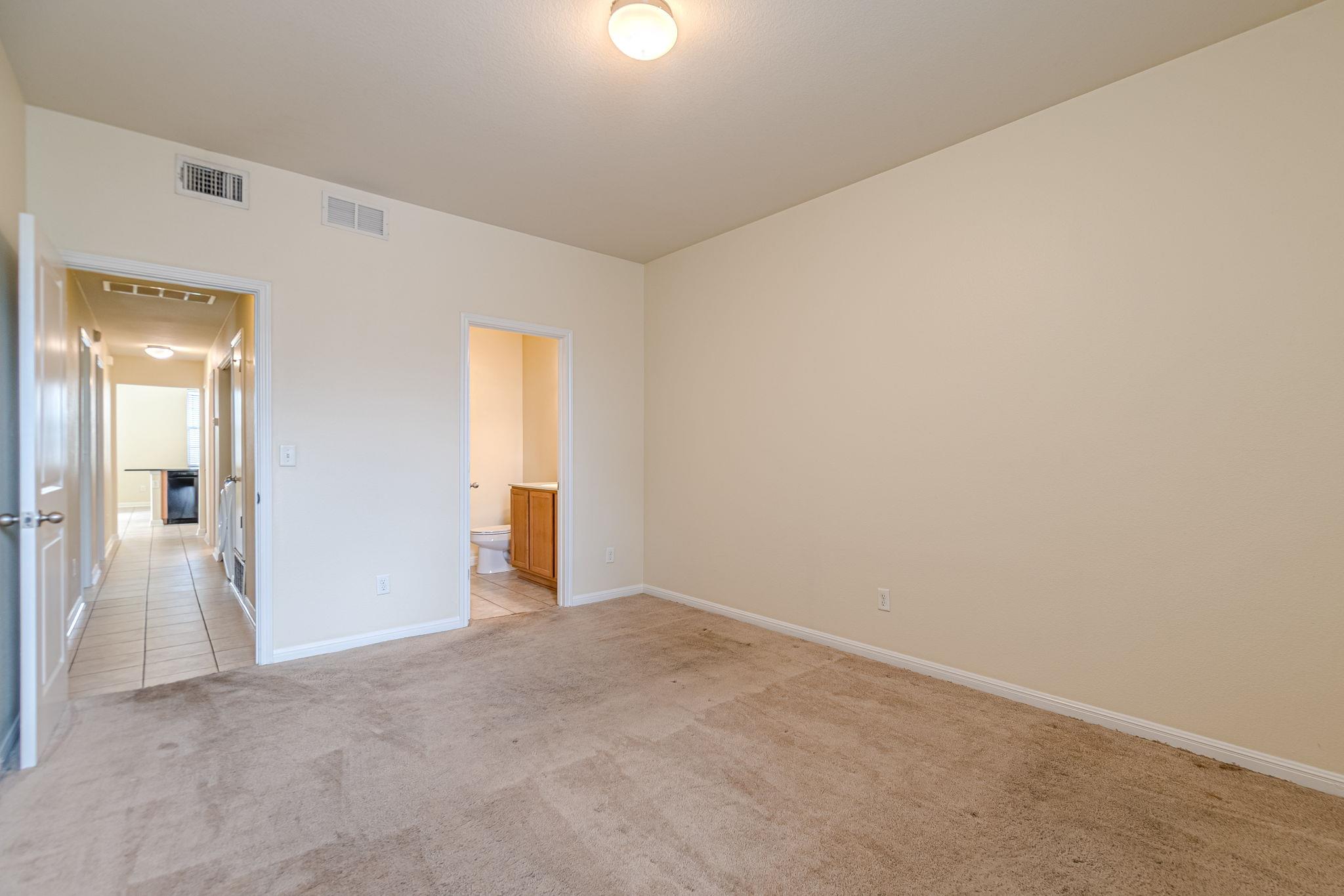 1612 Sanders, Kyle, TX 78640