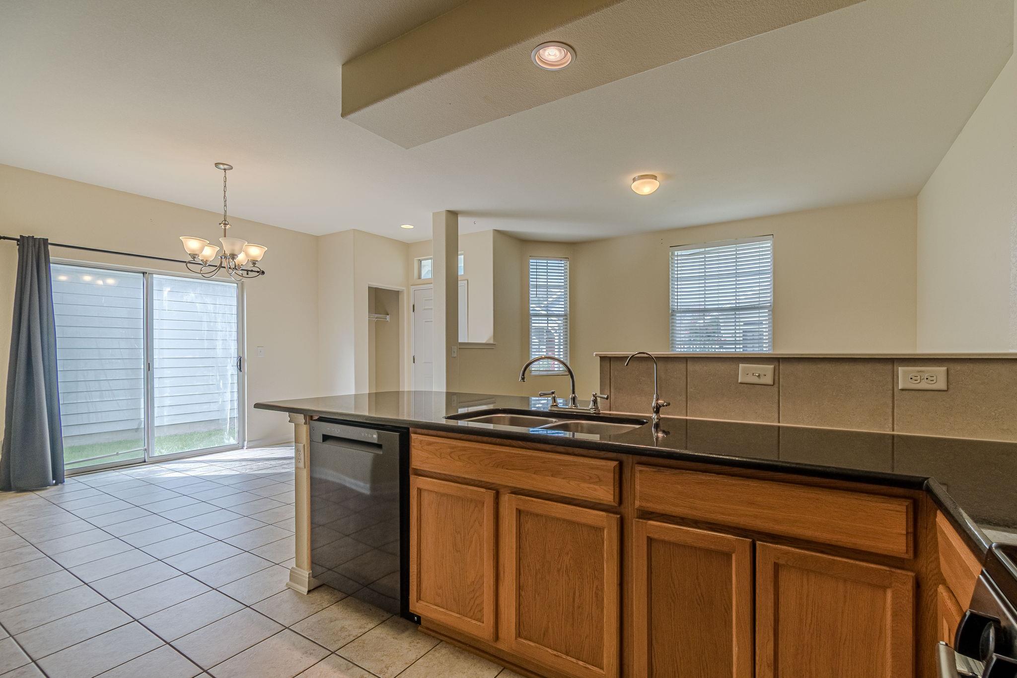 1612 Sanders, Kyle, TX 78640