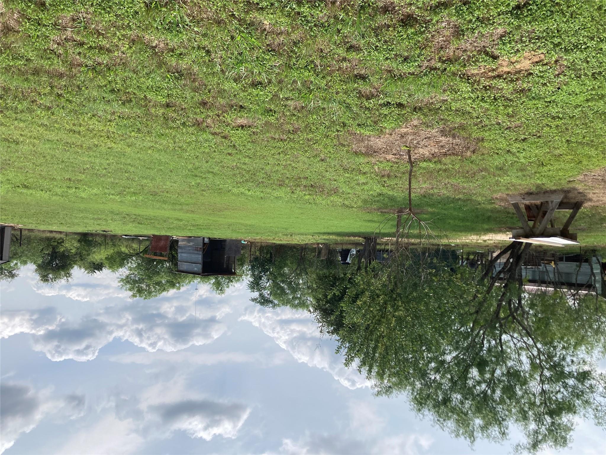 153 Royal Rd, Cedar Creek, TX 78612
