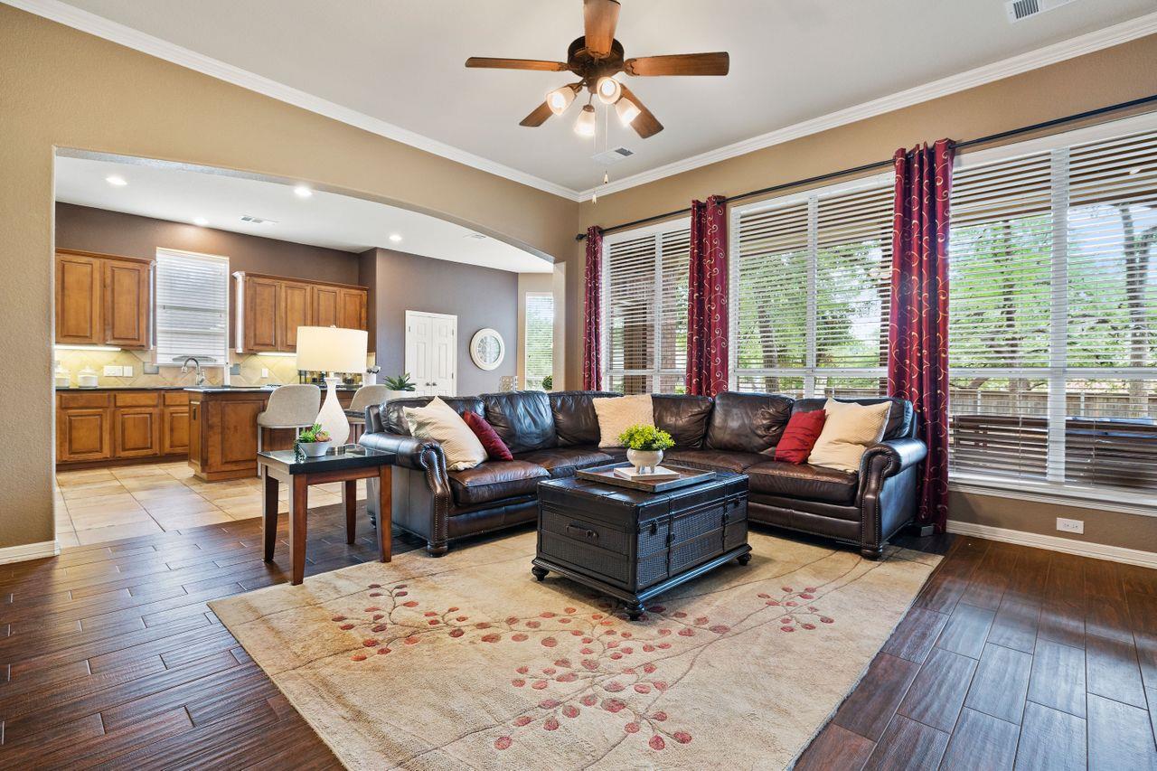 1613 Westend Pl, Round Rock, TX 78681