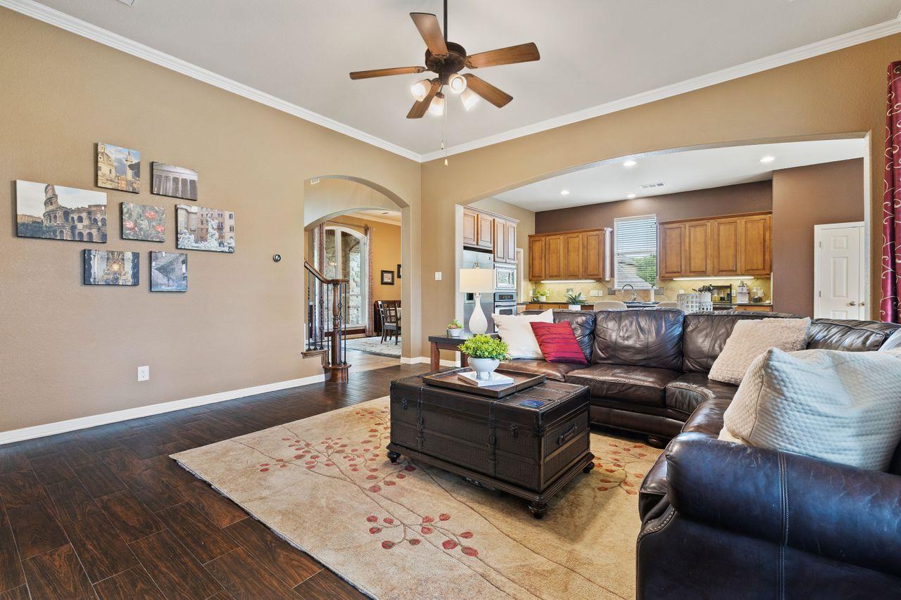 1613 Westend Pl, Round Rock, TX 78681