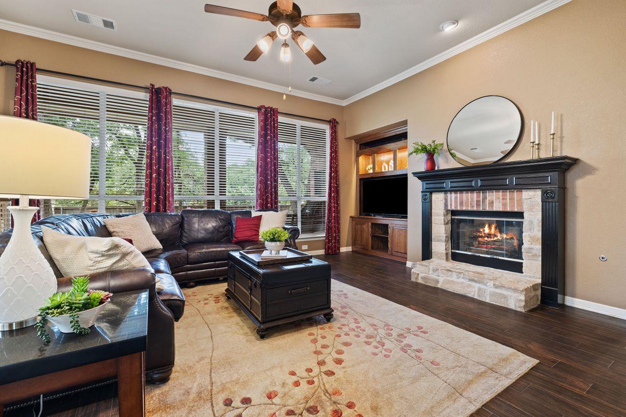 1613 Westend Pl, Round Rock, TX 78681