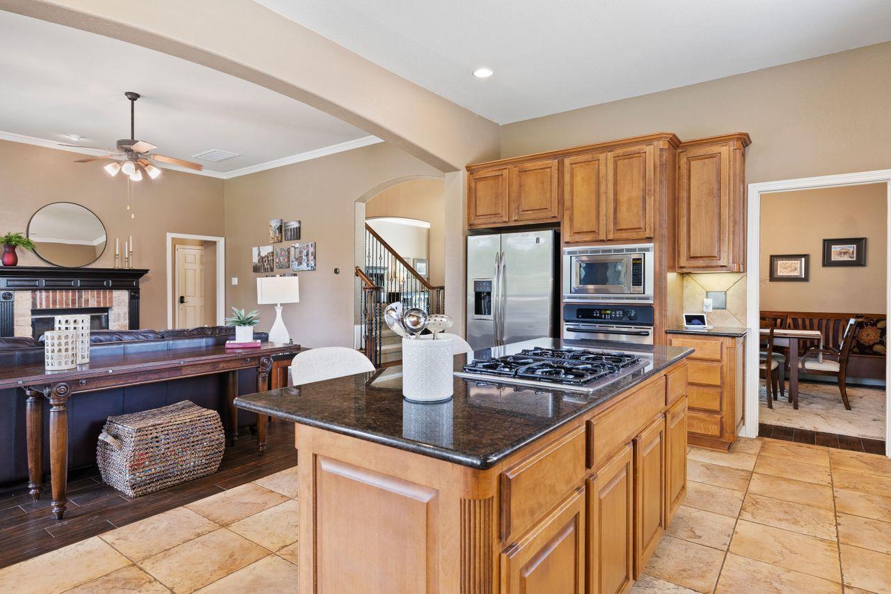 1613 Westend Pl, Round Rock, TX 78681