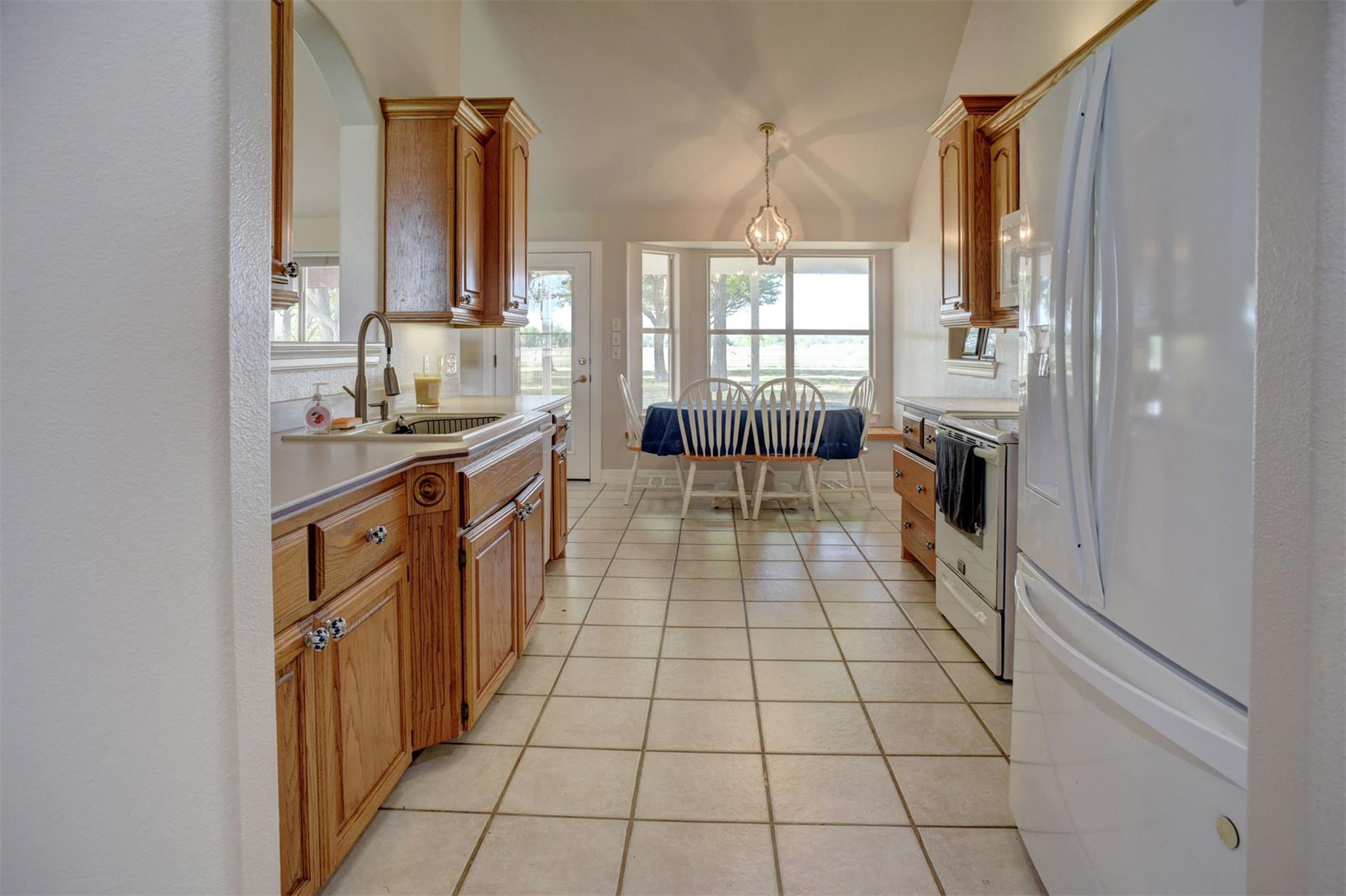 678 Ponderosa Rd, Bastrop, TX 78602