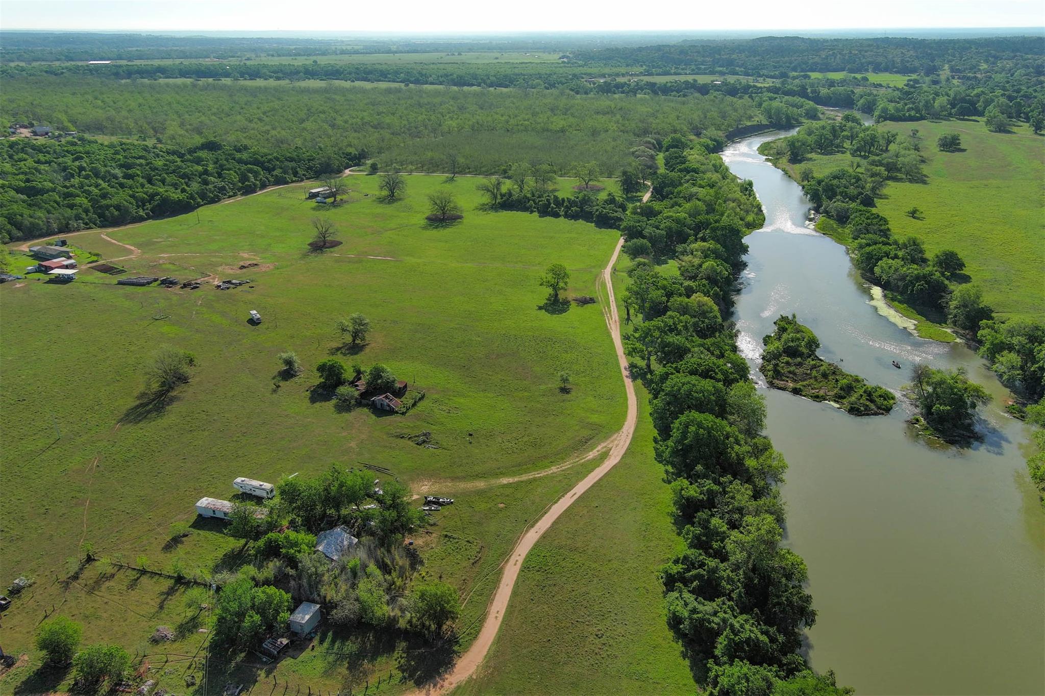 678 Ponderosa Rd, Bastrop, TX 78602