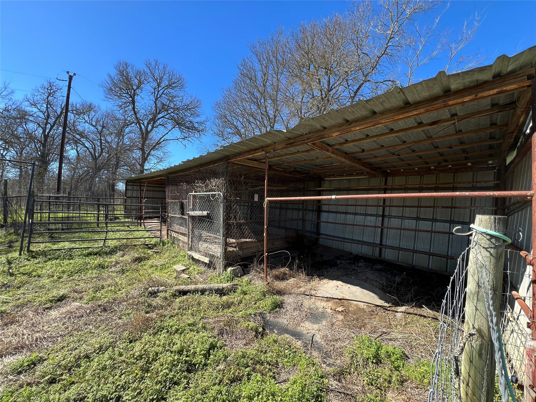 175 Settlers Trl, Elgin, TX 78621