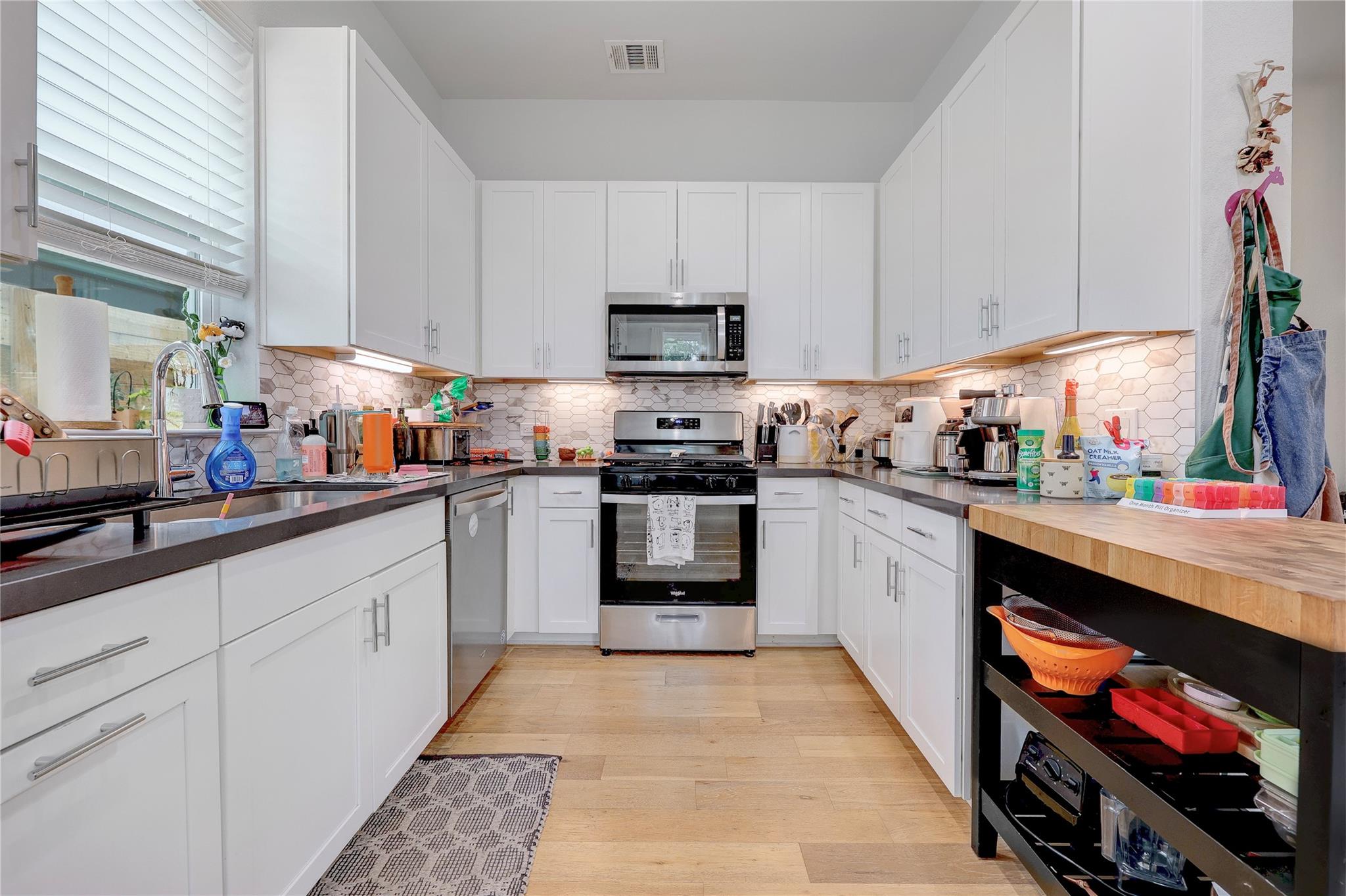 8414 Bowling Green Dr # 3, Austin, TX 78757