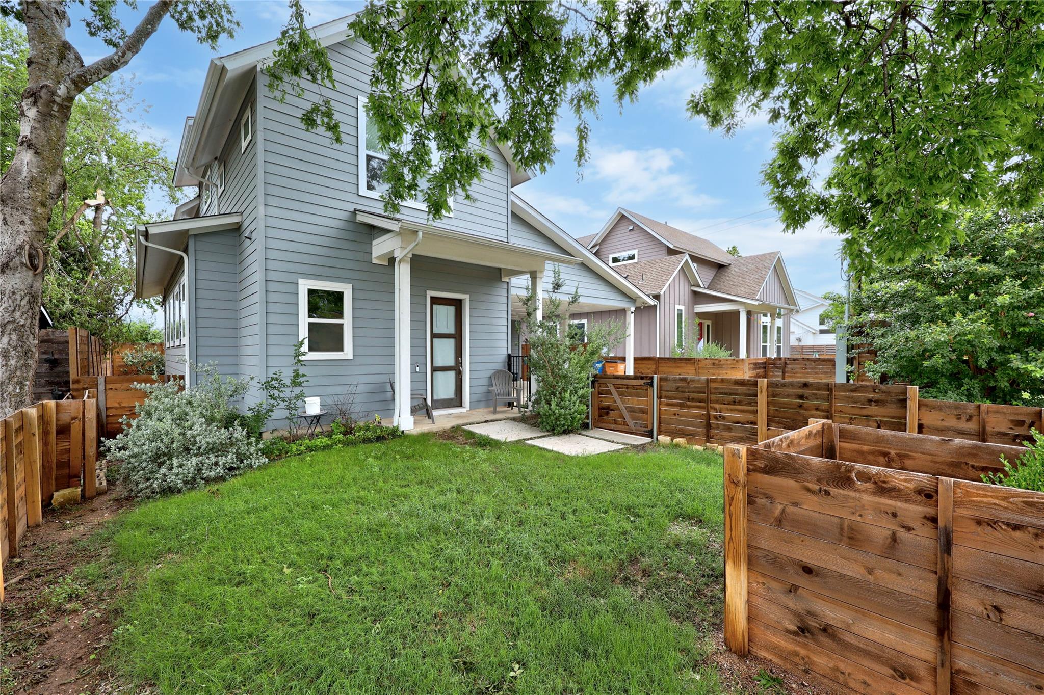 8414 Bowling Green Dr # 3, Austin, TX 78757