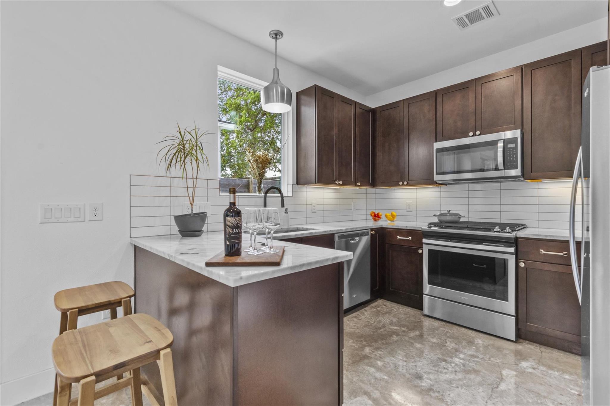 5006 Lott Ave # 2, Austin, TX 78721
