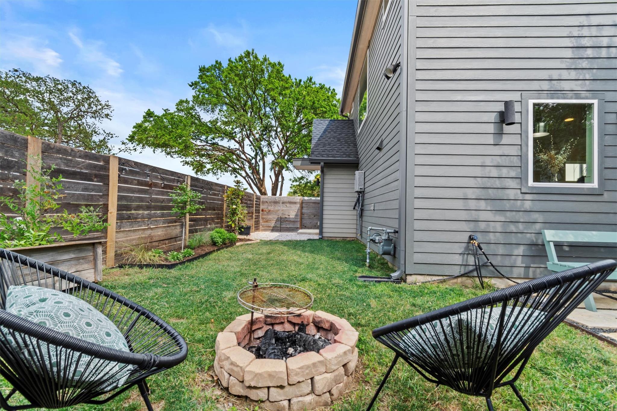 5006 Lott Ave # 2, Austin, TX 78721